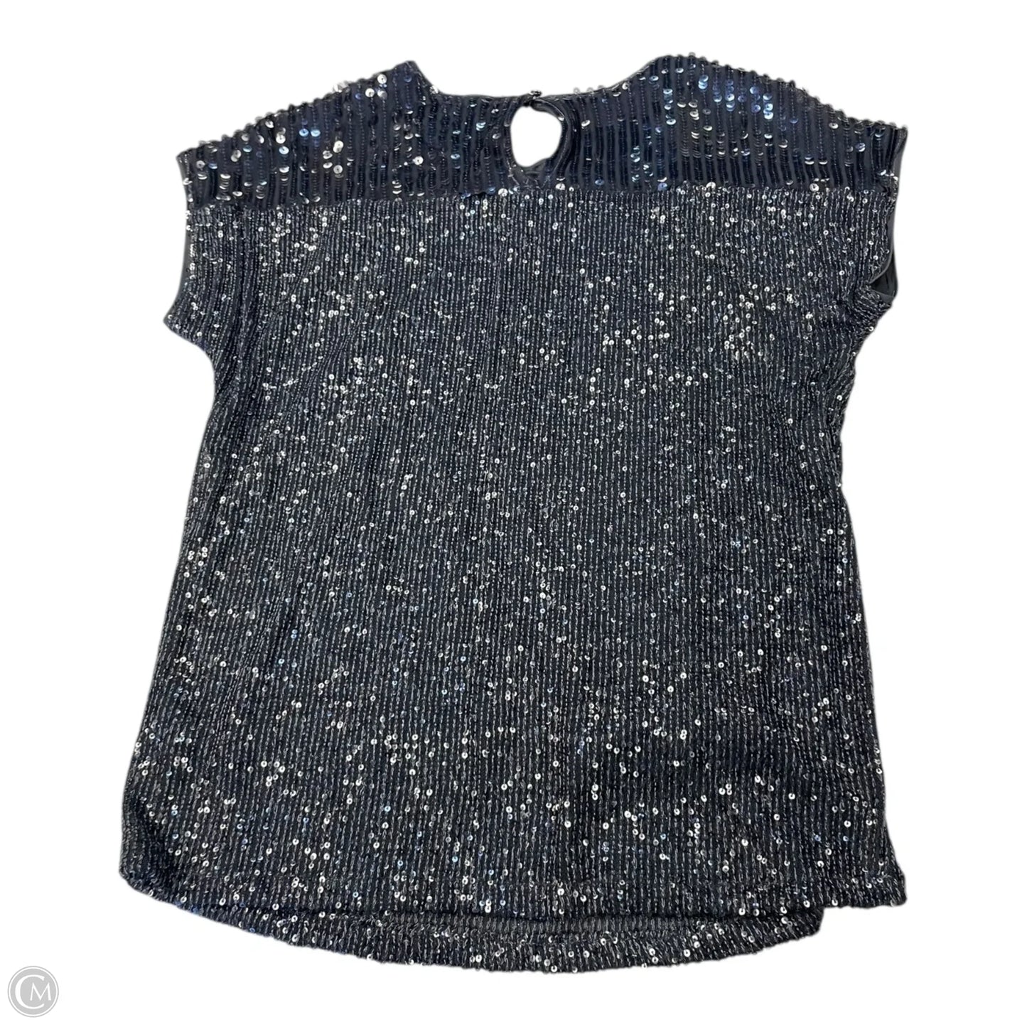 Top Short Sleeve By Cable And Gauge In Grey & Silver, Size: S