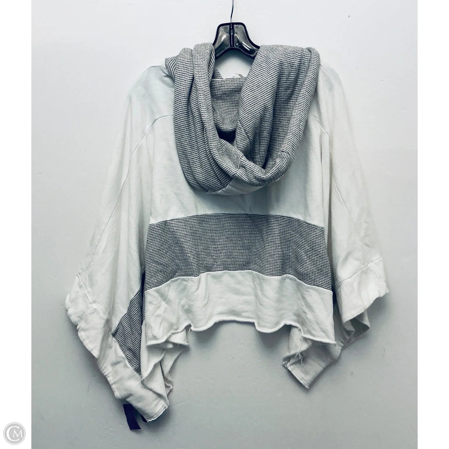 Sweatshirt Hoodie By Free People In White, Size: M