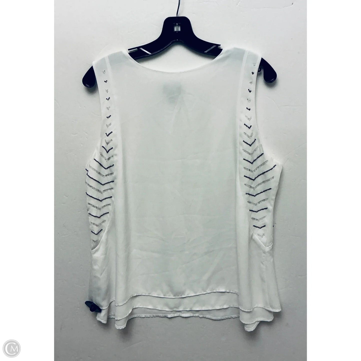 Top Sleeveless By Nicole By Nicole Miller In White, Size: L