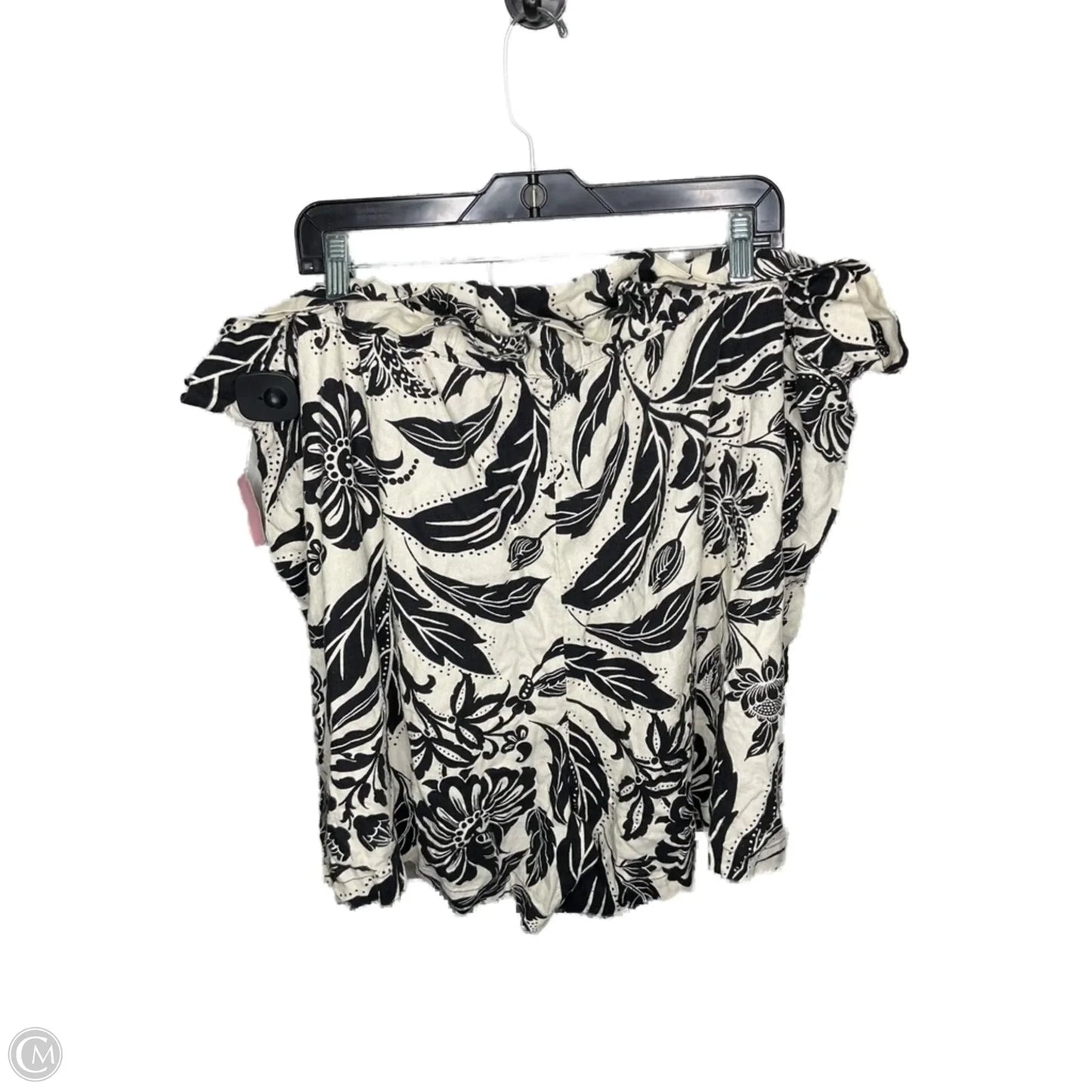 Shorts By Who What Wear In Black & Cream, Size: 22