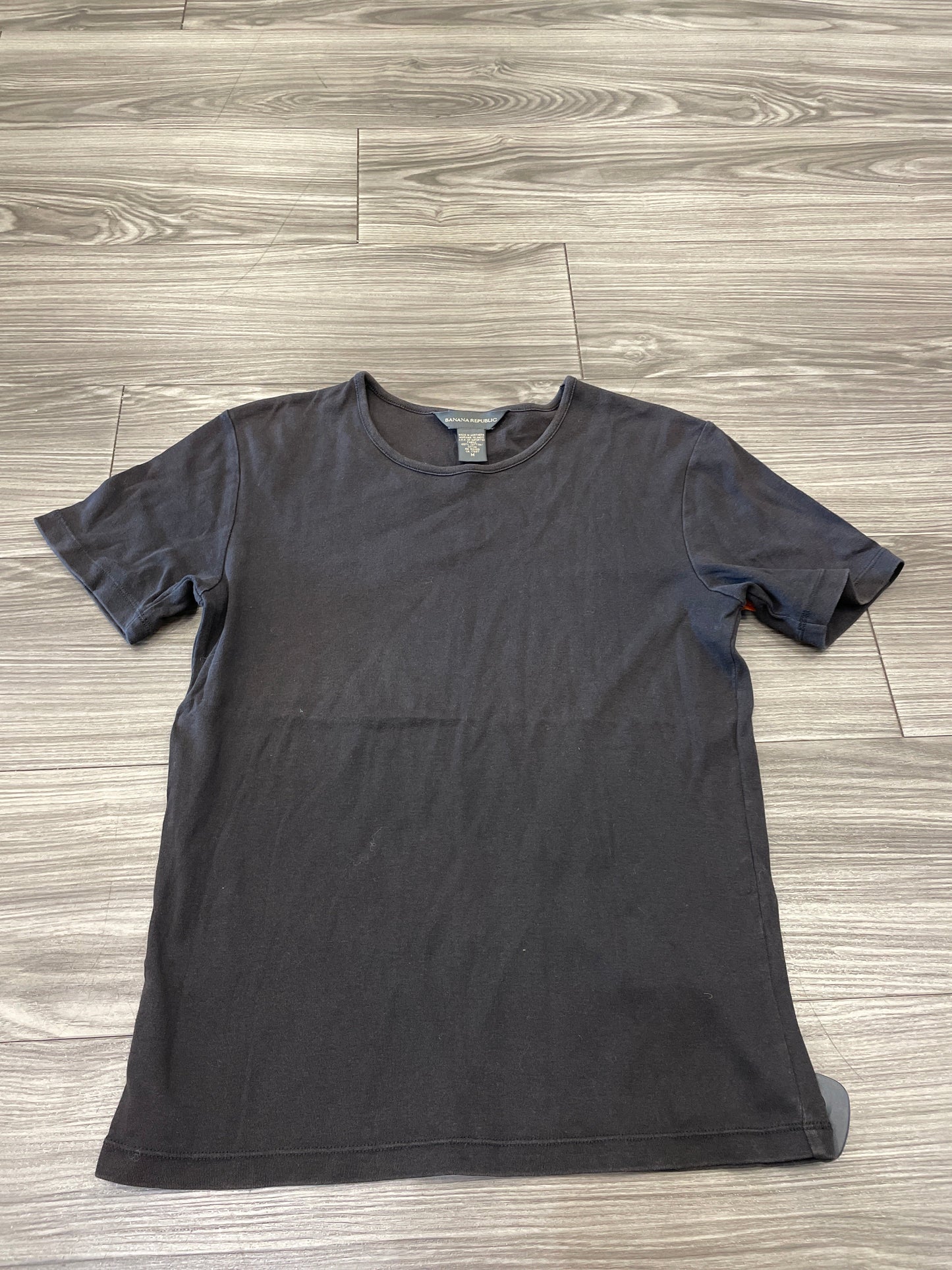 Top Short Sleeve By Banana Republic Size: M