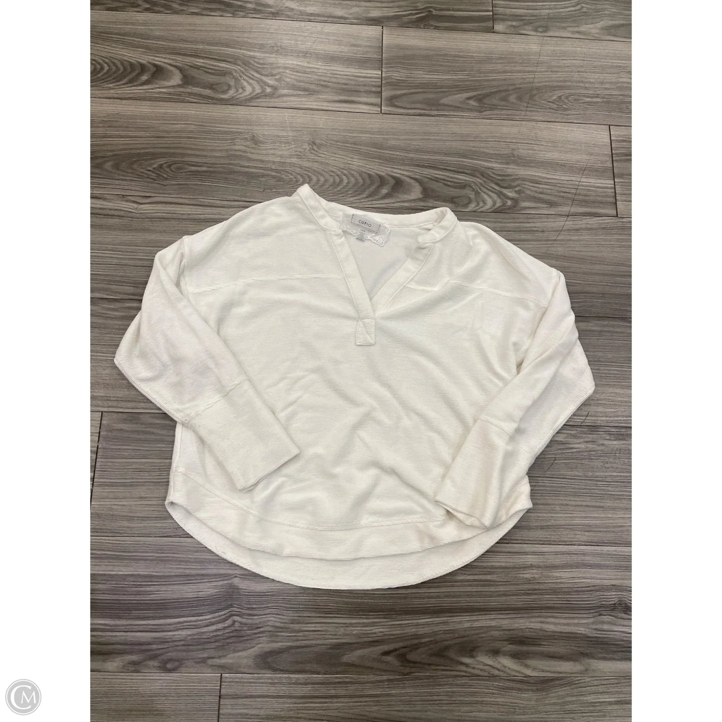 Top Long Sleeve By Cupio In White, Size: L