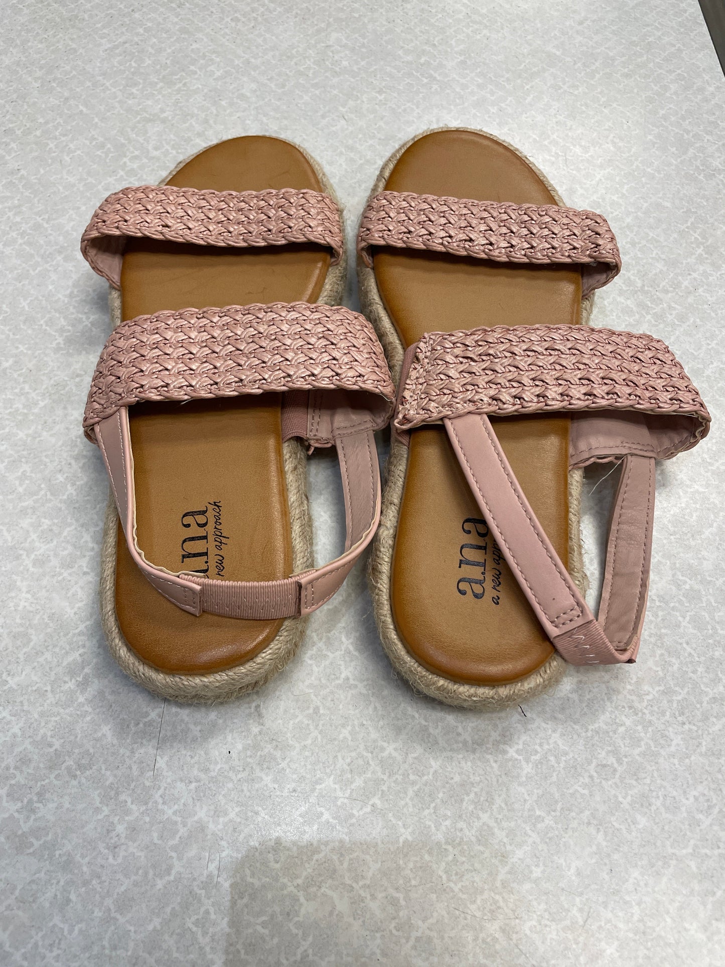 Sandals Flats By Ana Size: 6.5