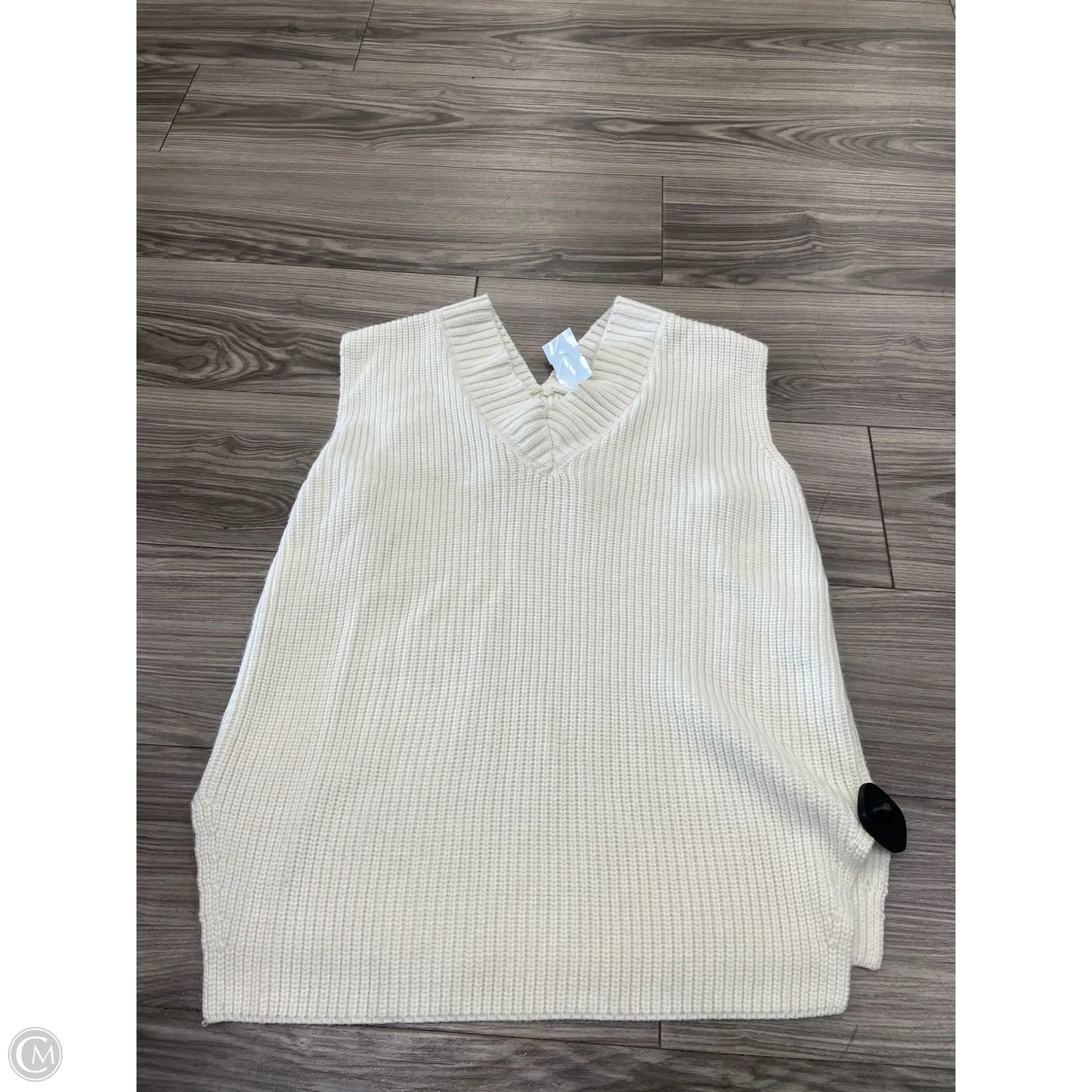 Vest Sweater By Clothes Mentor In White, Size: L