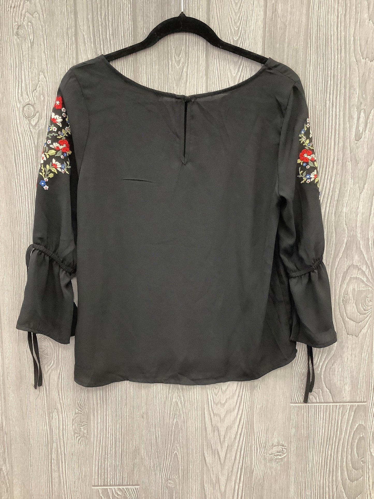 Blouse 3/4 Sleeve By Haute Monde Size: M