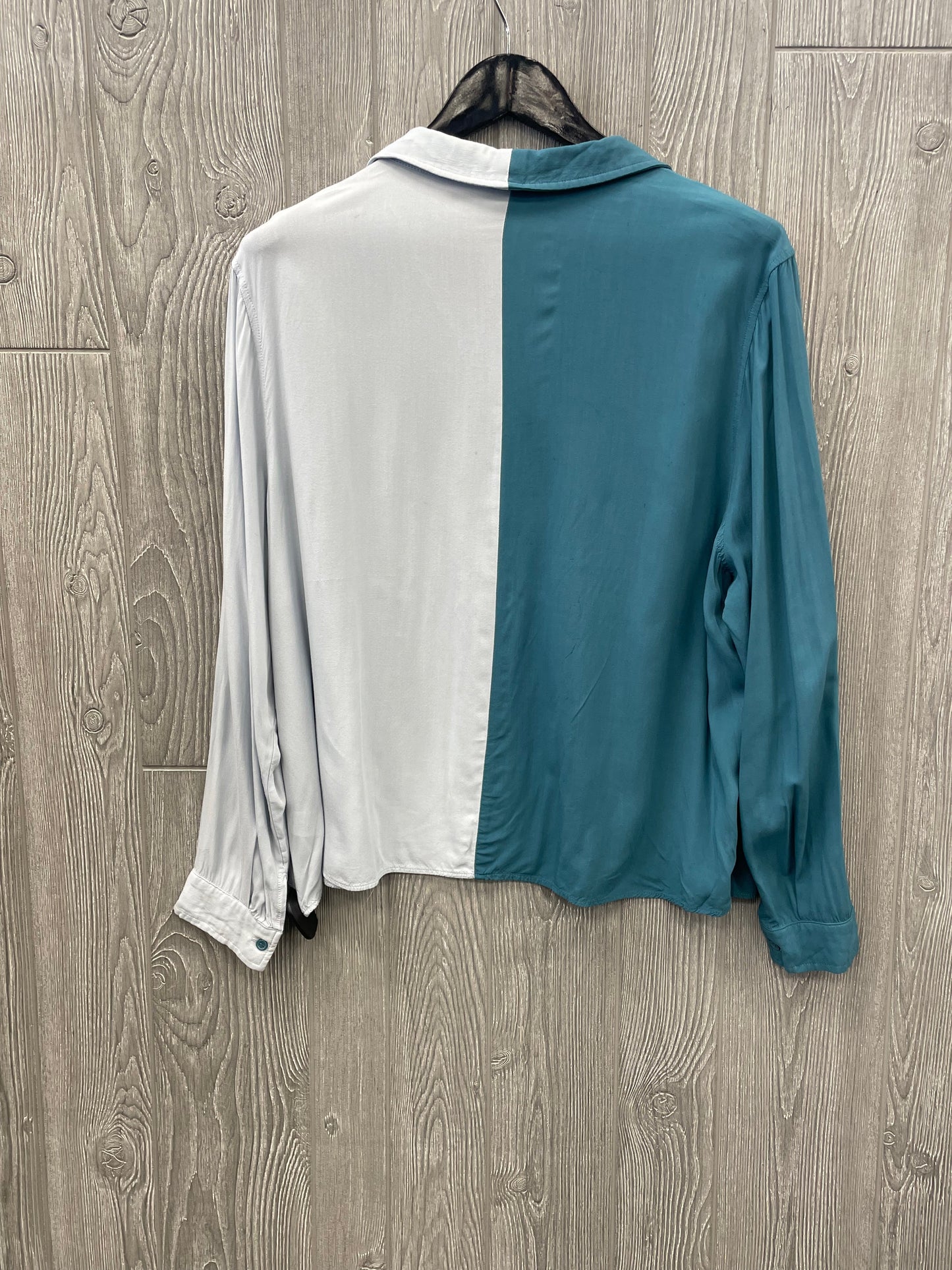 Top Long Sleeve By Fashion Nova Size: 2X