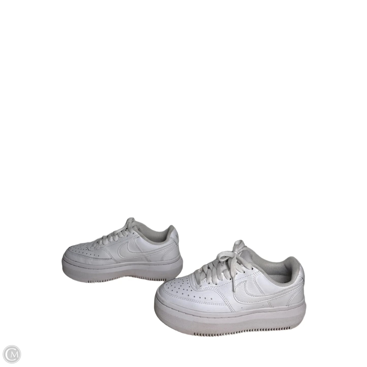 Shoes Sneakers By Nike In White, Size: 6