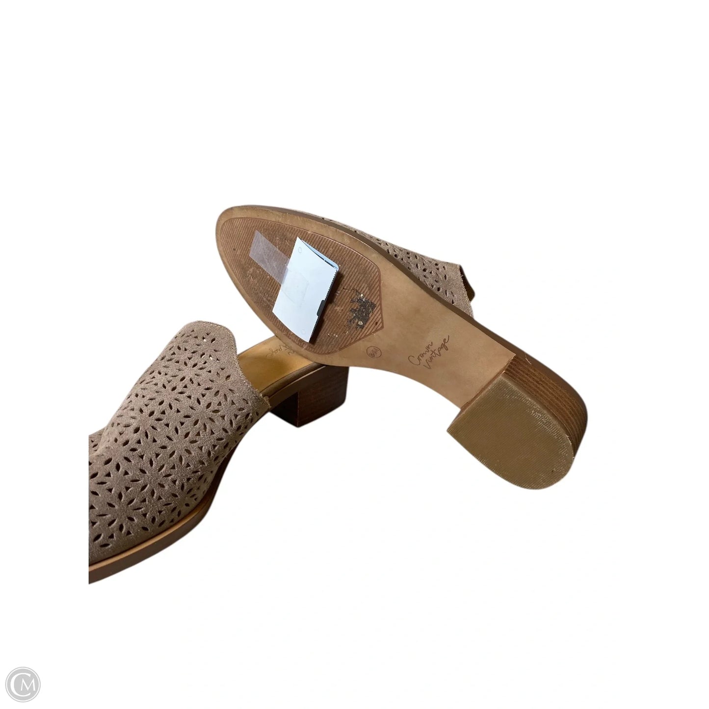 Shoes Flats By Crown Vintage In Brown, Size: 8.5