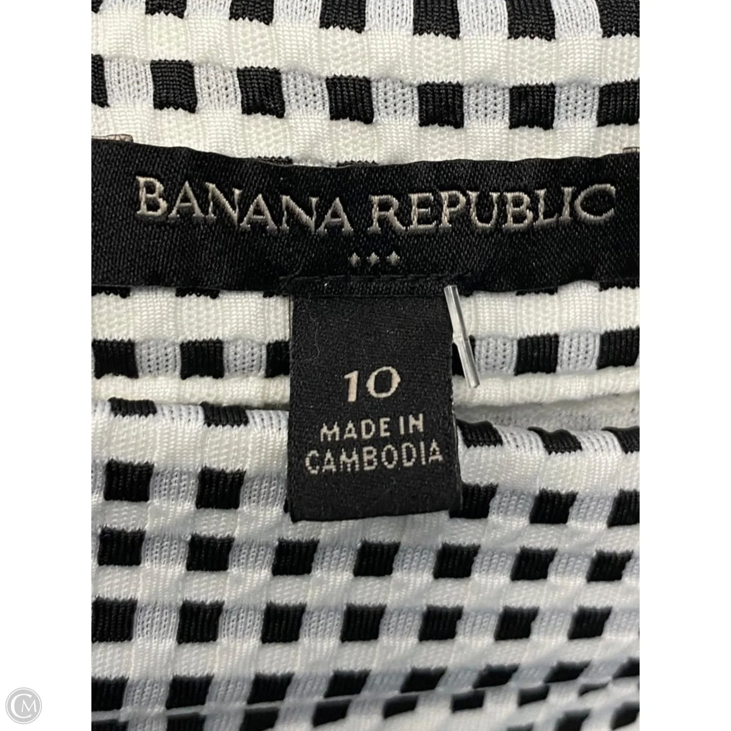 Skirt Mini & Short By Banana Republic In Black & White, Size: 10