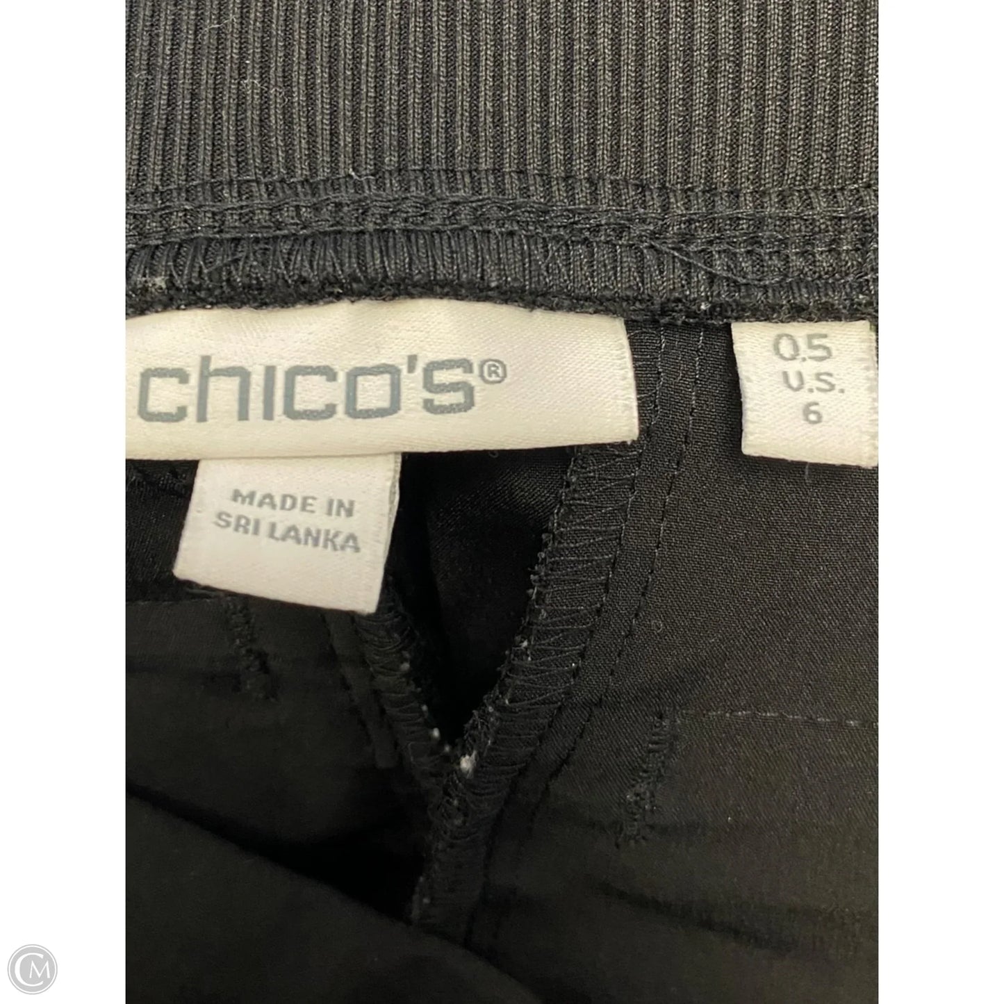 Pants Cropped By Chicos In Black, Size: 6