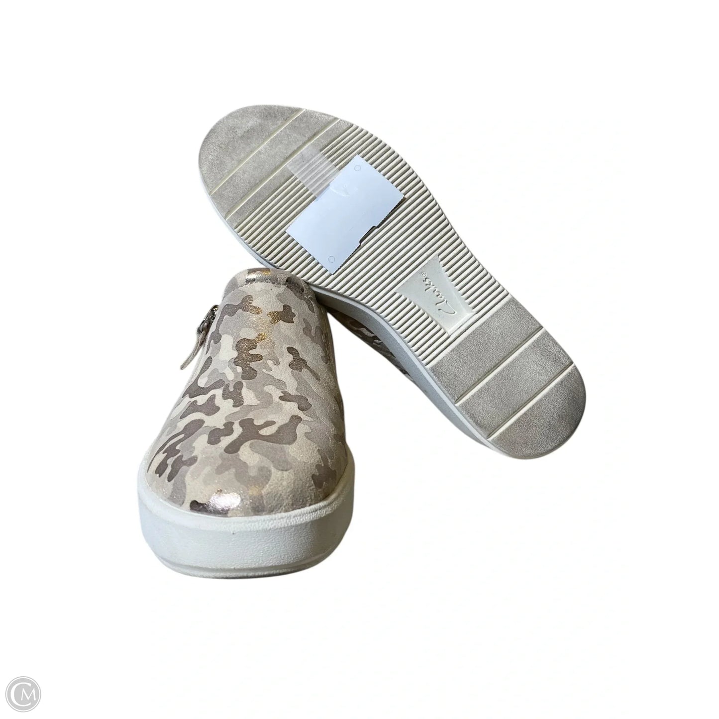 Shoes Flats By Clarks In Animal Print, Size: 8