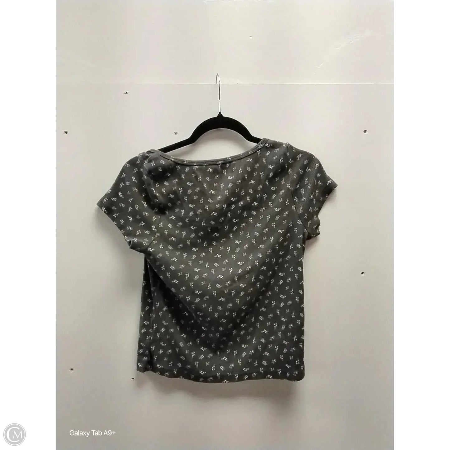 Top Short Sleeve Basic By Old Navy In Floral Print, Size: L