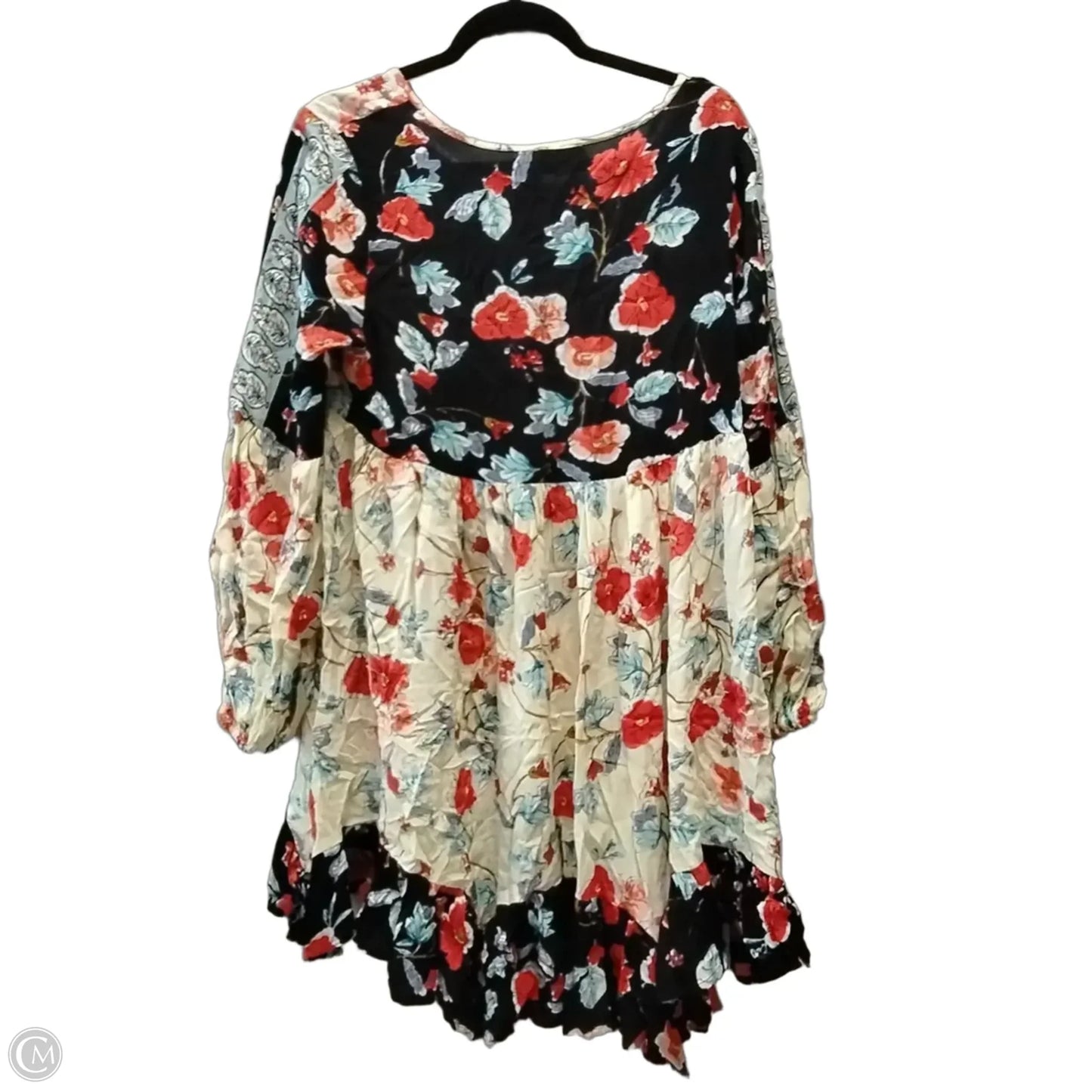 Dress Casual Short By Patrons Of Peace In Floral Print, Size: L