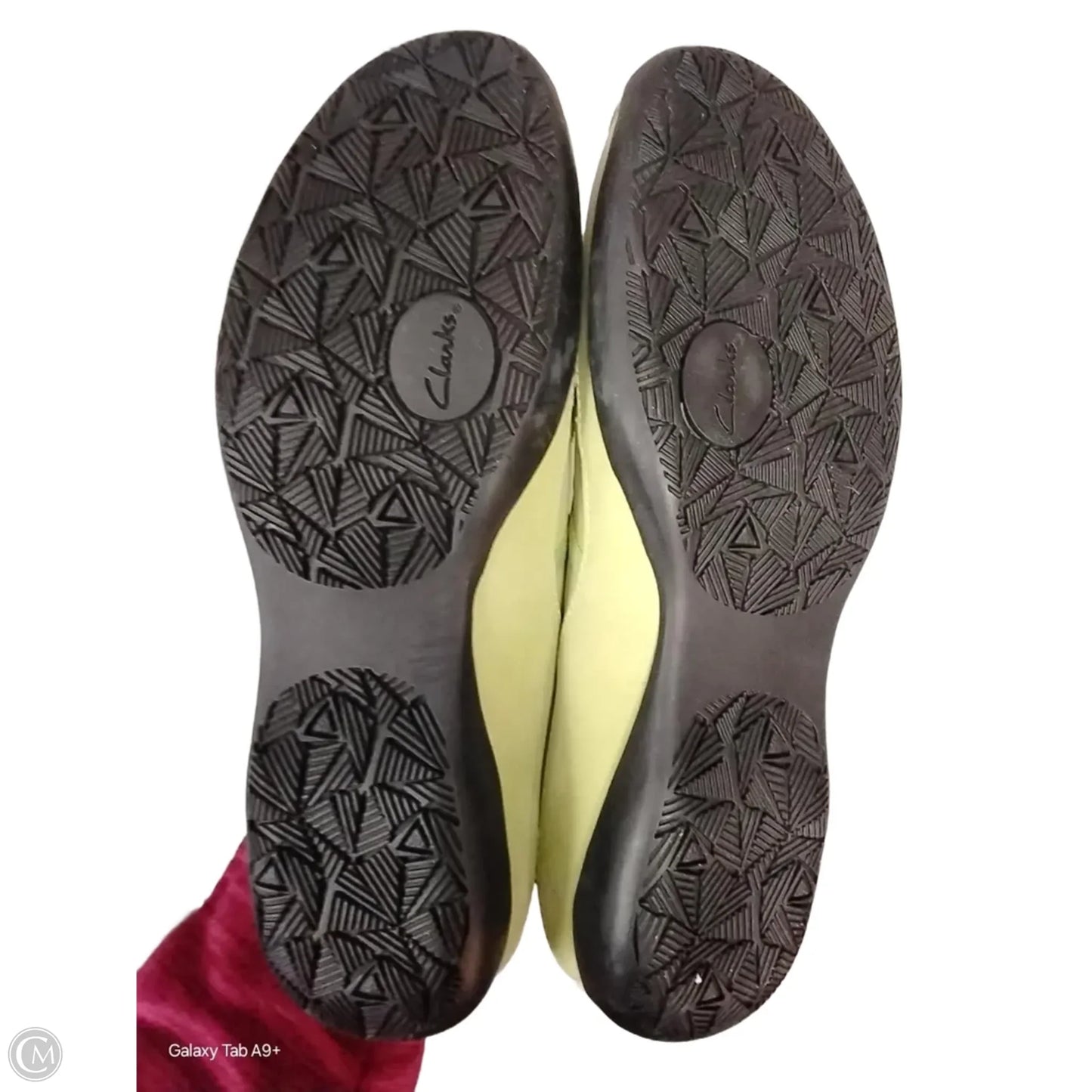 Shoes Sneakers By Clarks In Green, Size: 9.5