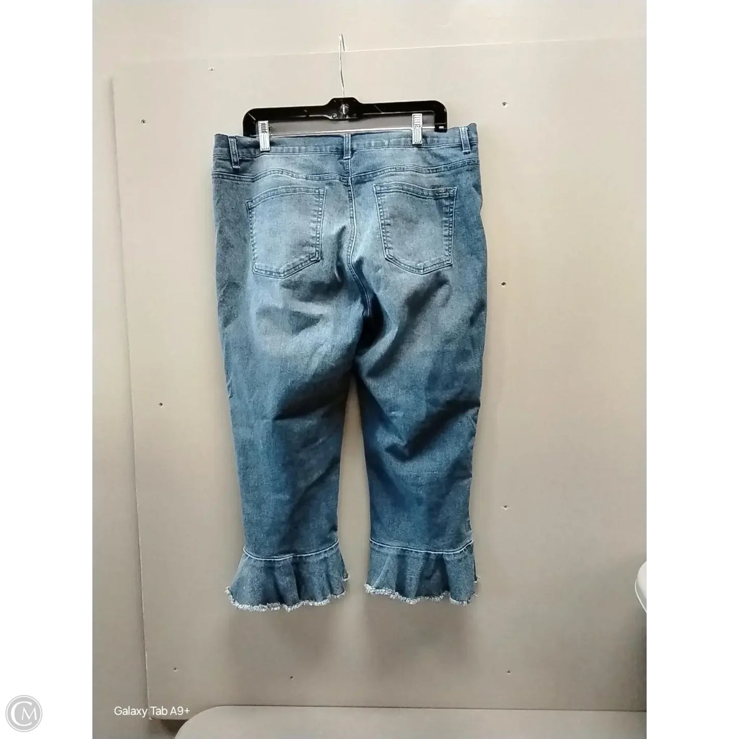 Jeans Cropped By D Jeans In Blue, Size: 16w