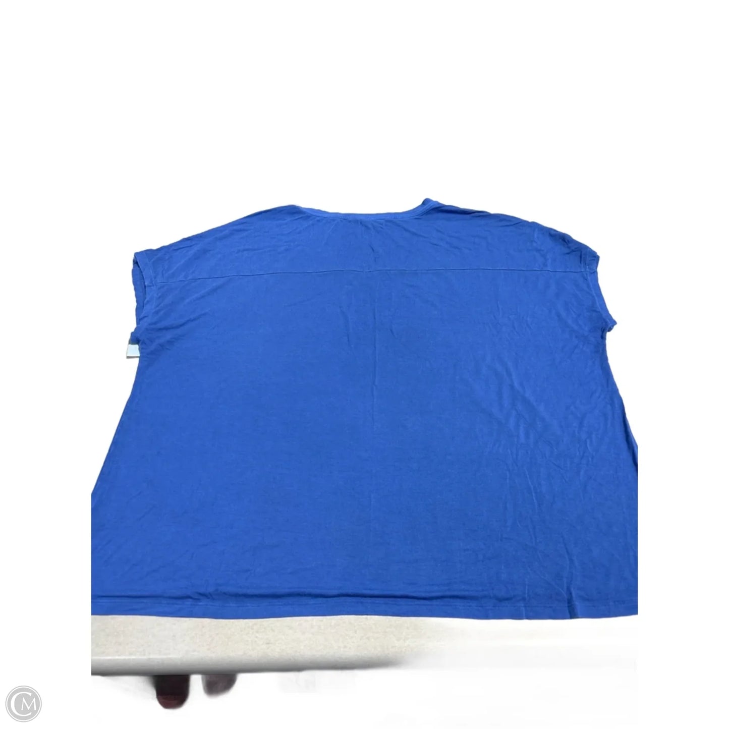 Top Short Sleeve By Maurices In Blue, Size: Xxl