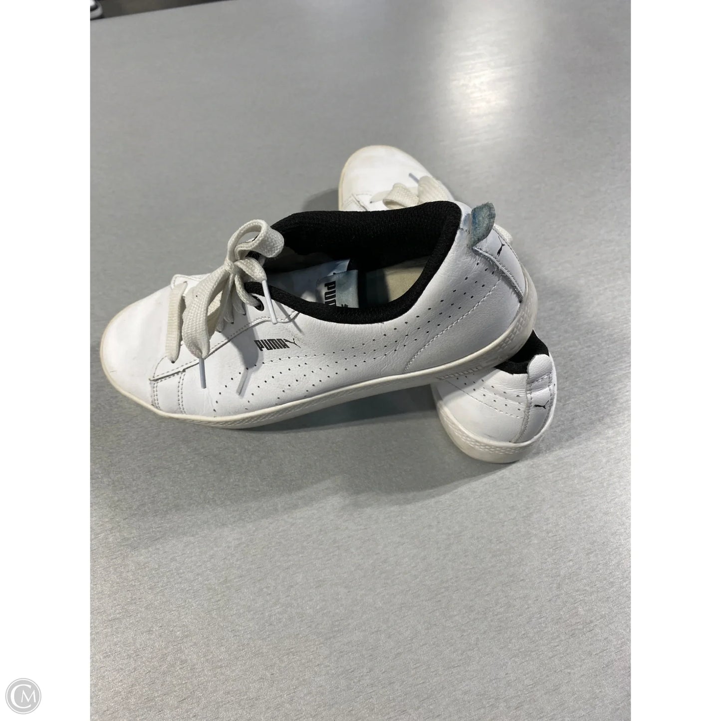 Shoes Sneakers By Puma In White, Size: 7.5