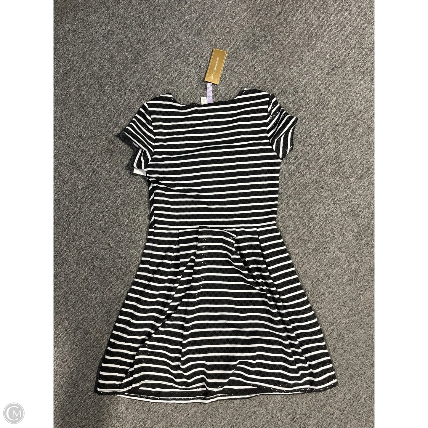 Dress Casual Short By Alya In Striped Pattern, Size: M