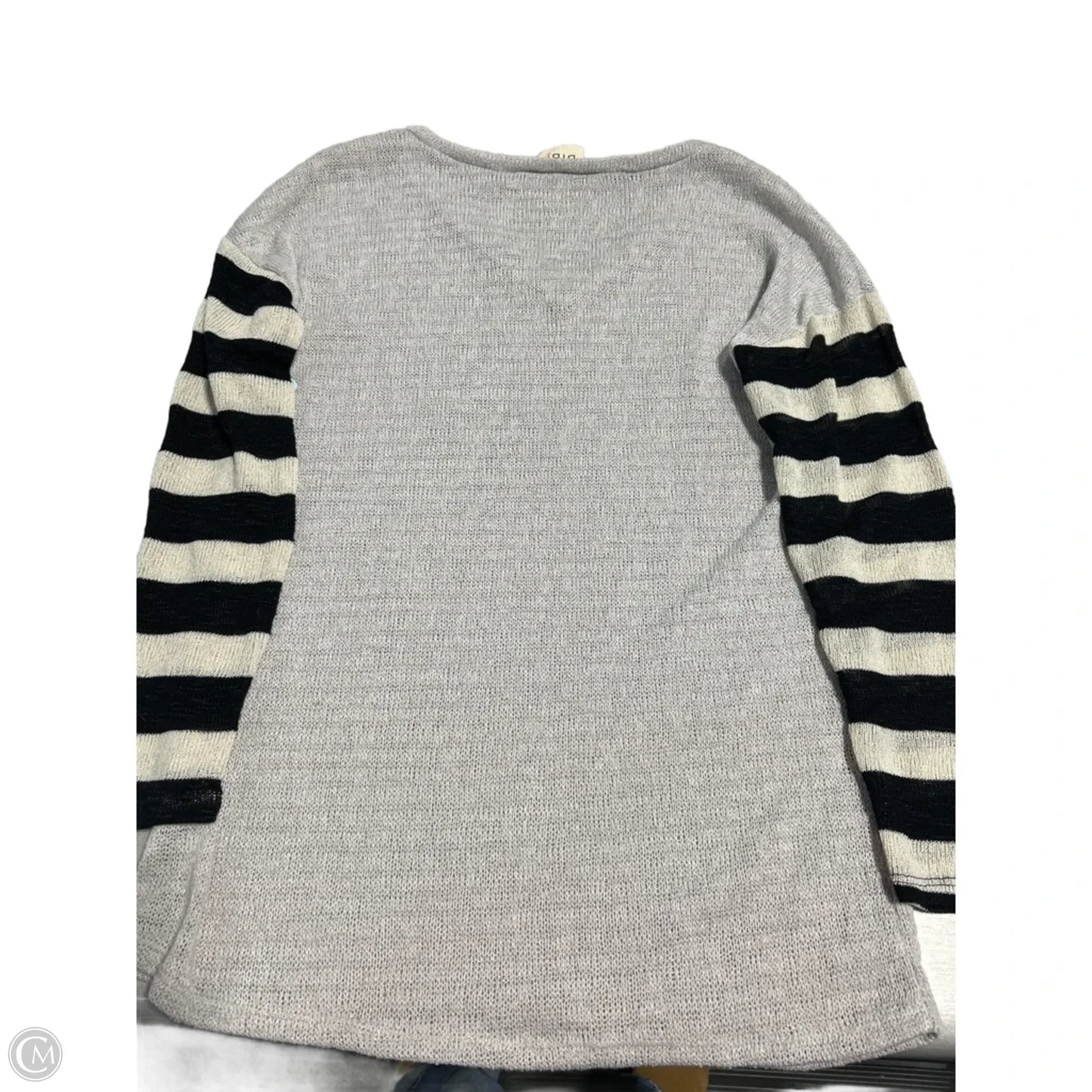 Sweater By Bibi In Grey, Size: S