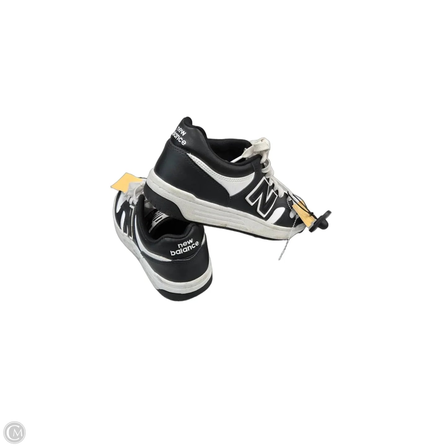 Shoes Athletic By New Balance In Black & White, Size: 6