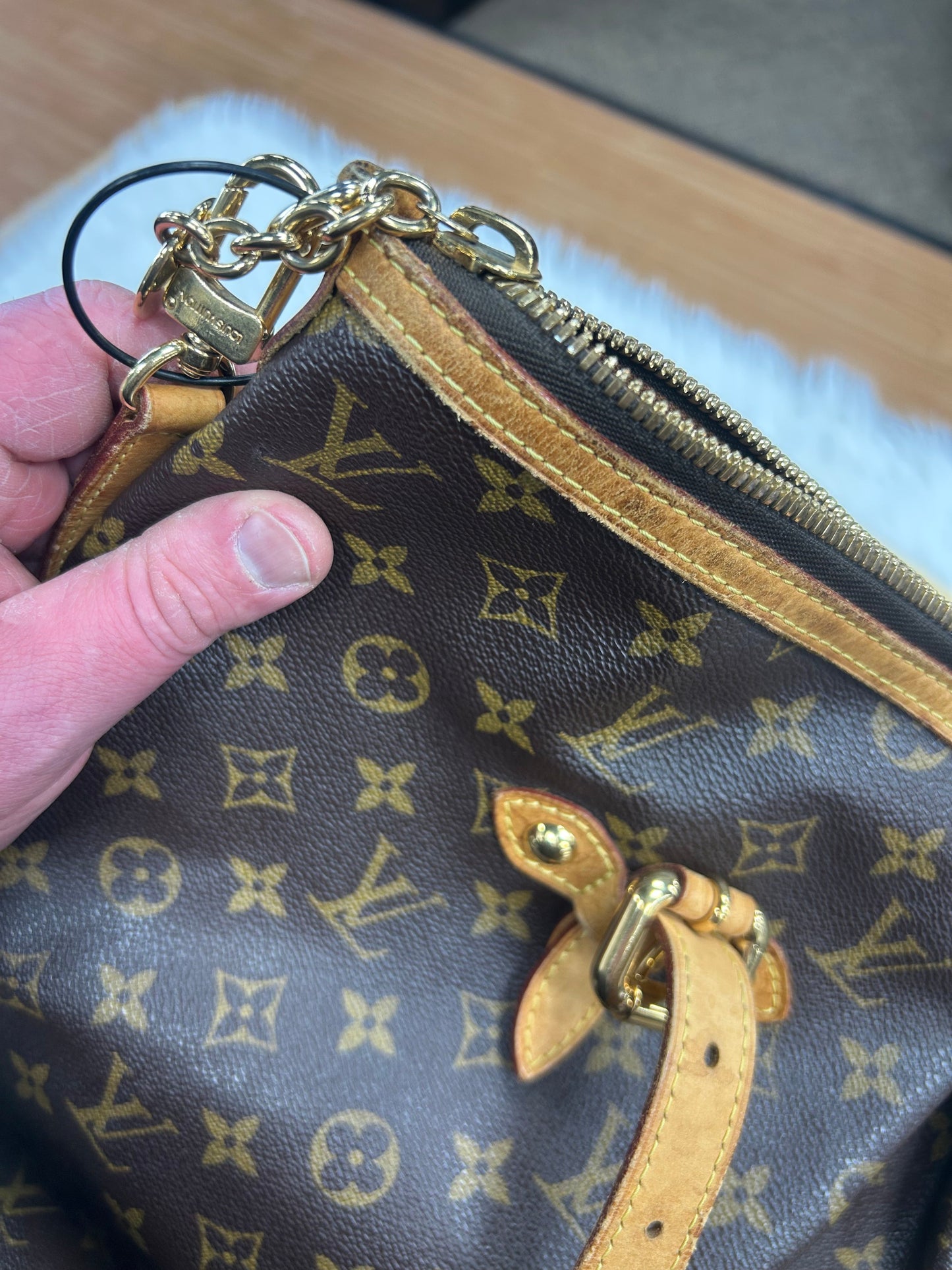 Handbag Luxury Designer By Louis Vuitton In Brown, Size:Large