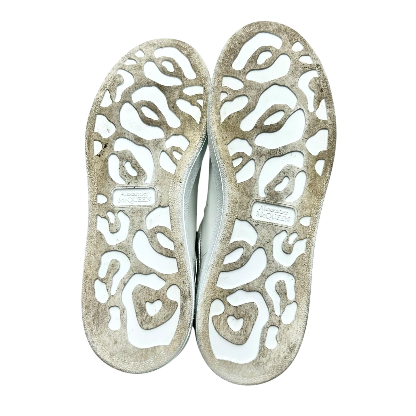 Shoes Luxury Designer By Alexander Mcqueen In Silver & White, Size: 8.5