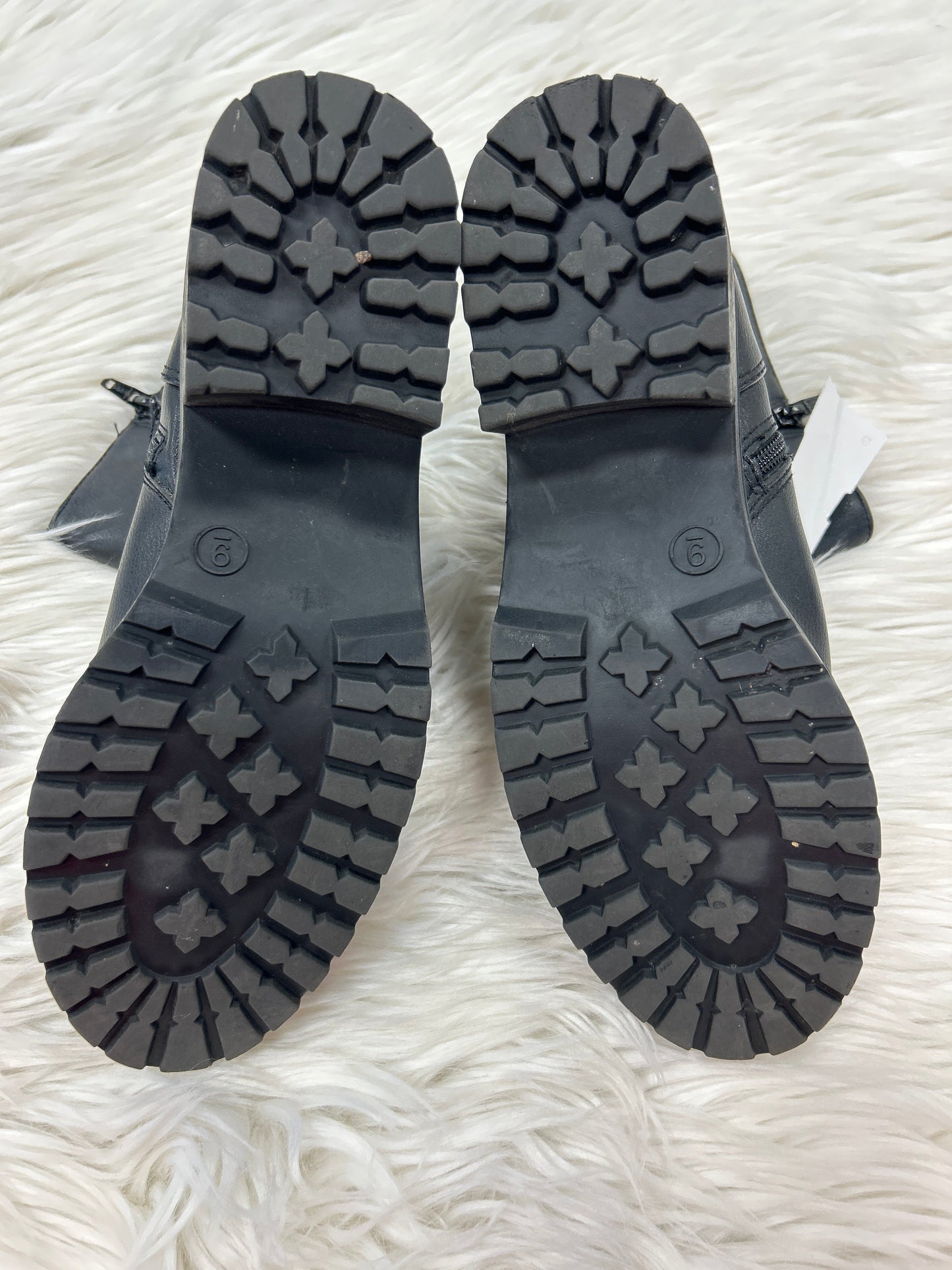 Boots Ankle Flats By Universal Thread In Black, Size:9