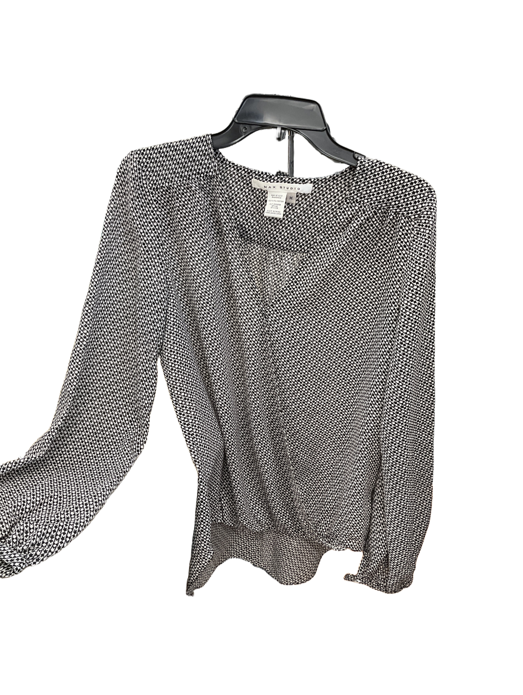 Top Long Sleeve By Max Studio Size: M