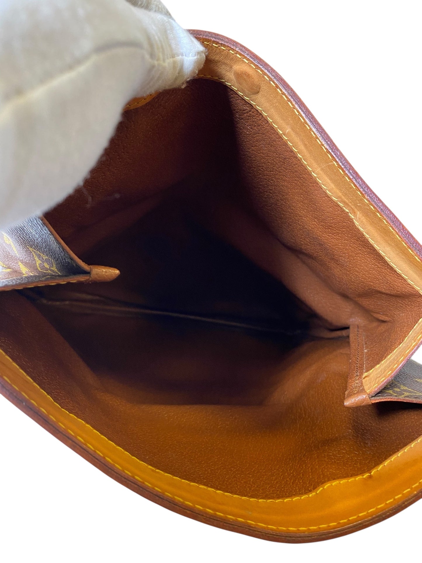 Clutch Luxury Designer By Louis Vuitton, Size: Medium