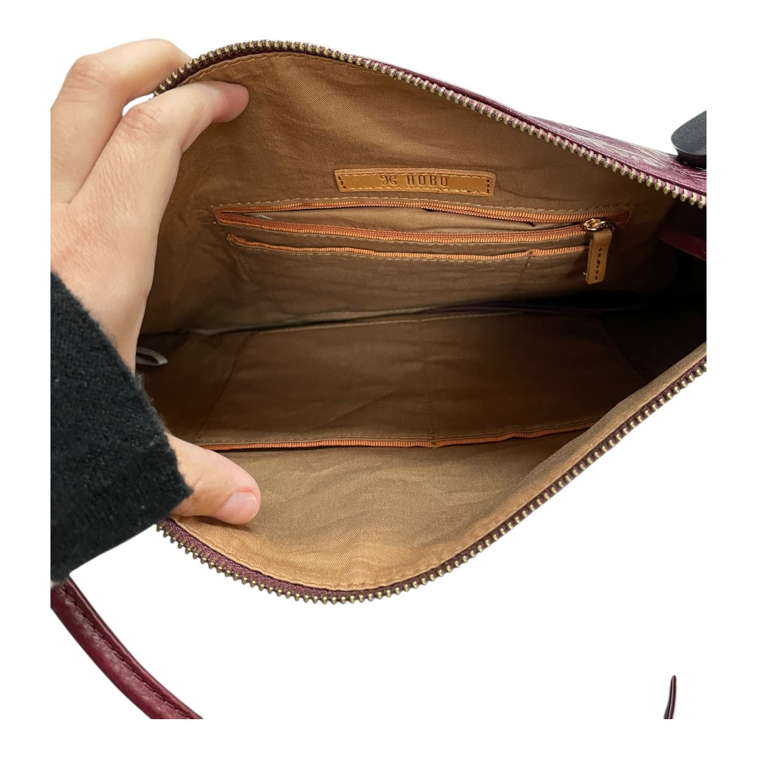 Handbag Leather By Hobo Intl In Maroon, Size:Large