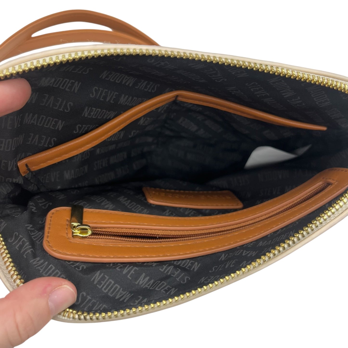 Crossbody By Steve Madden In Cream, Size:Medium