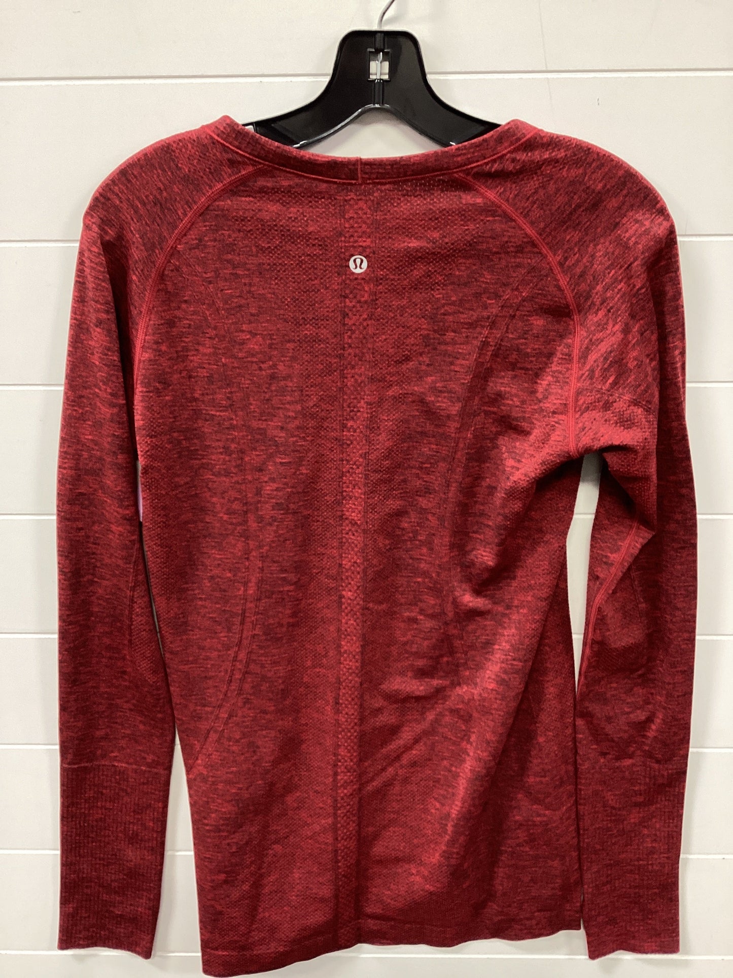Athletic Top Ls Crewneck By Lululemon In Red, Size:10