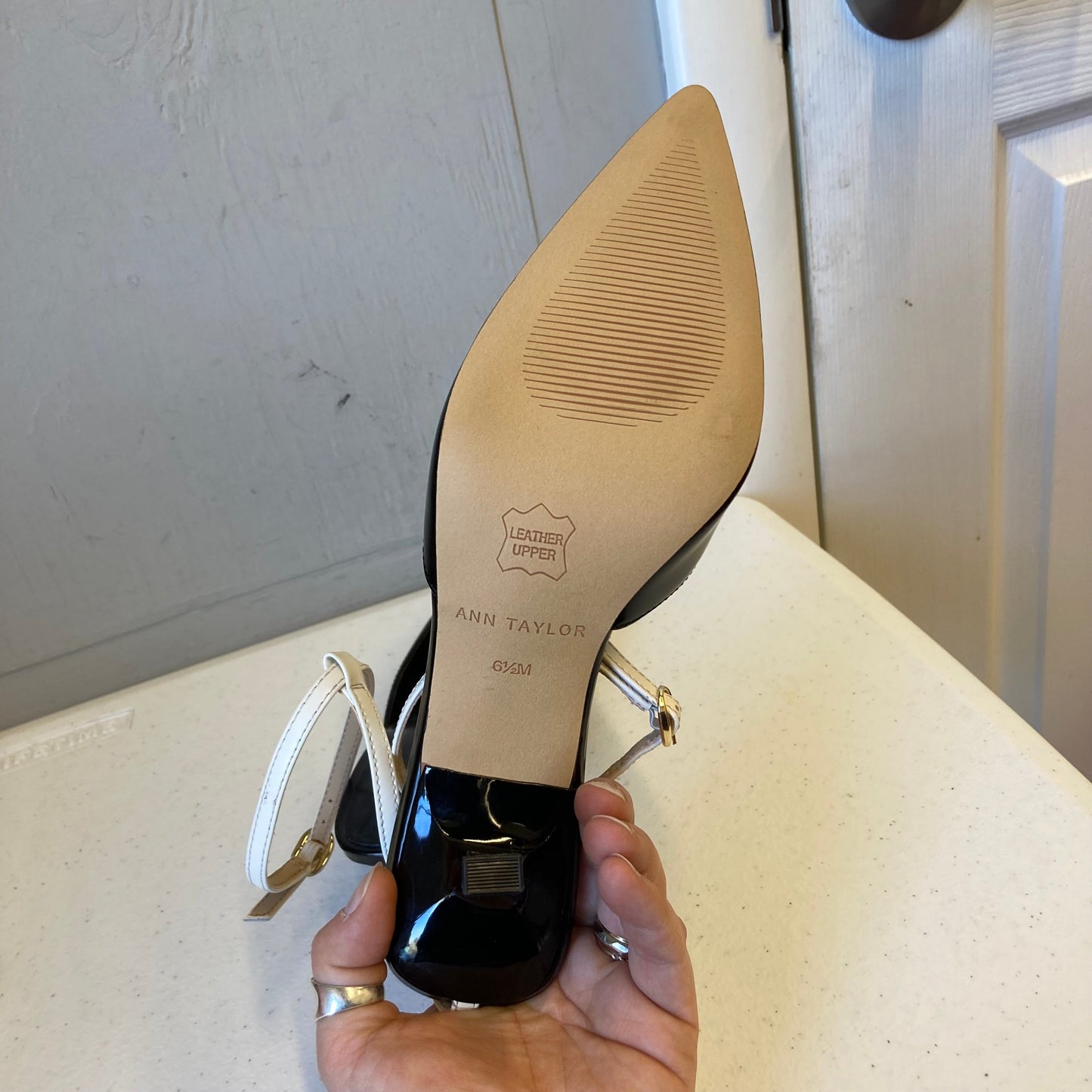 Shoes Heels Kitten By Ann Taylor In Black & White, Size:6.5