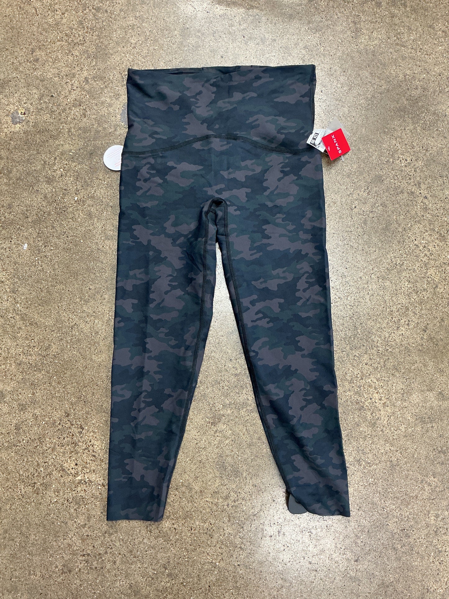 Athletic Leggings By Spanx In Camouflage Print, Size:L