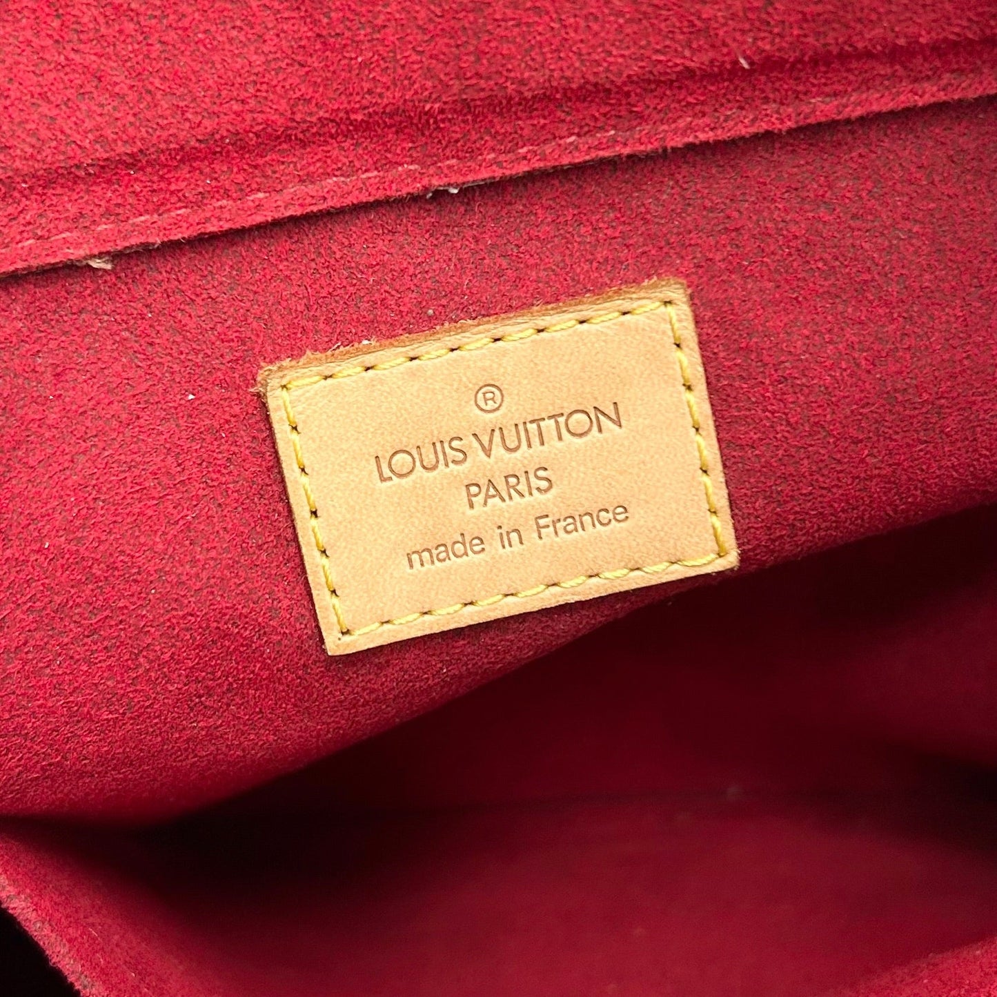 Handbag Luxury Designer By Louis Vuitton, Size: Large