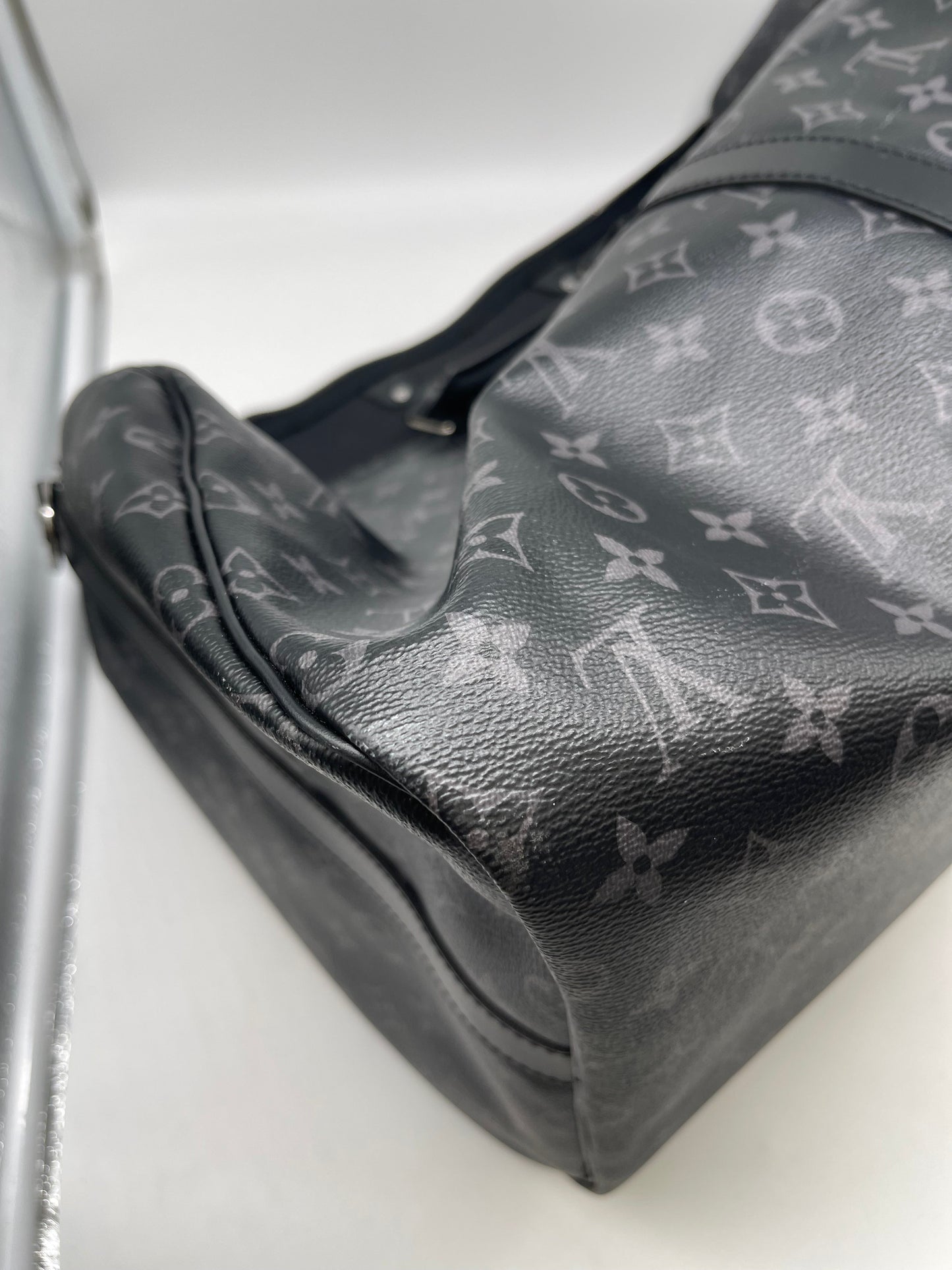 Duffle And Weekender Luxury Designer By Louis Vuitton, Size: Large