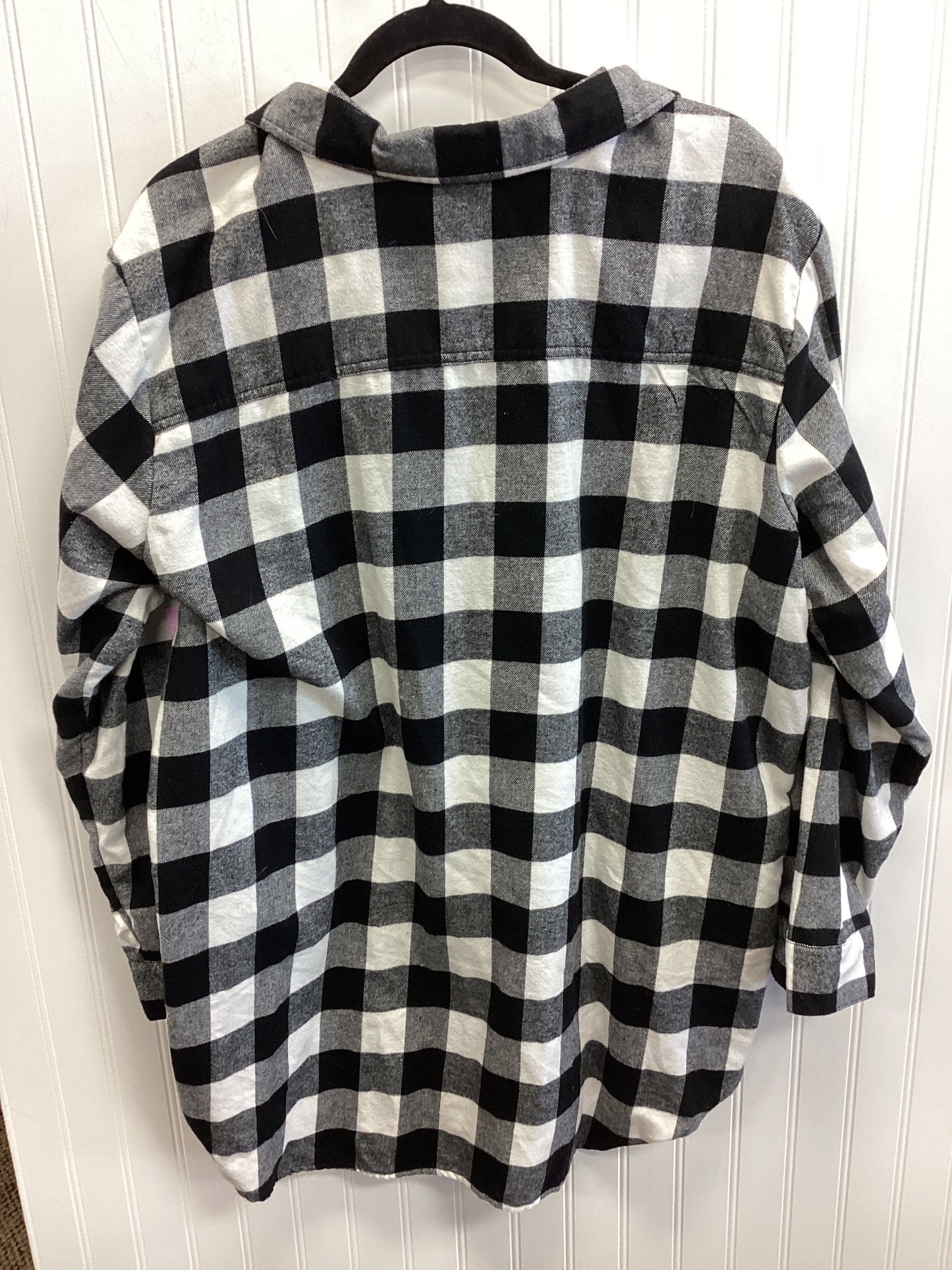 Top Ls By Bp In Black & White, Size:1X