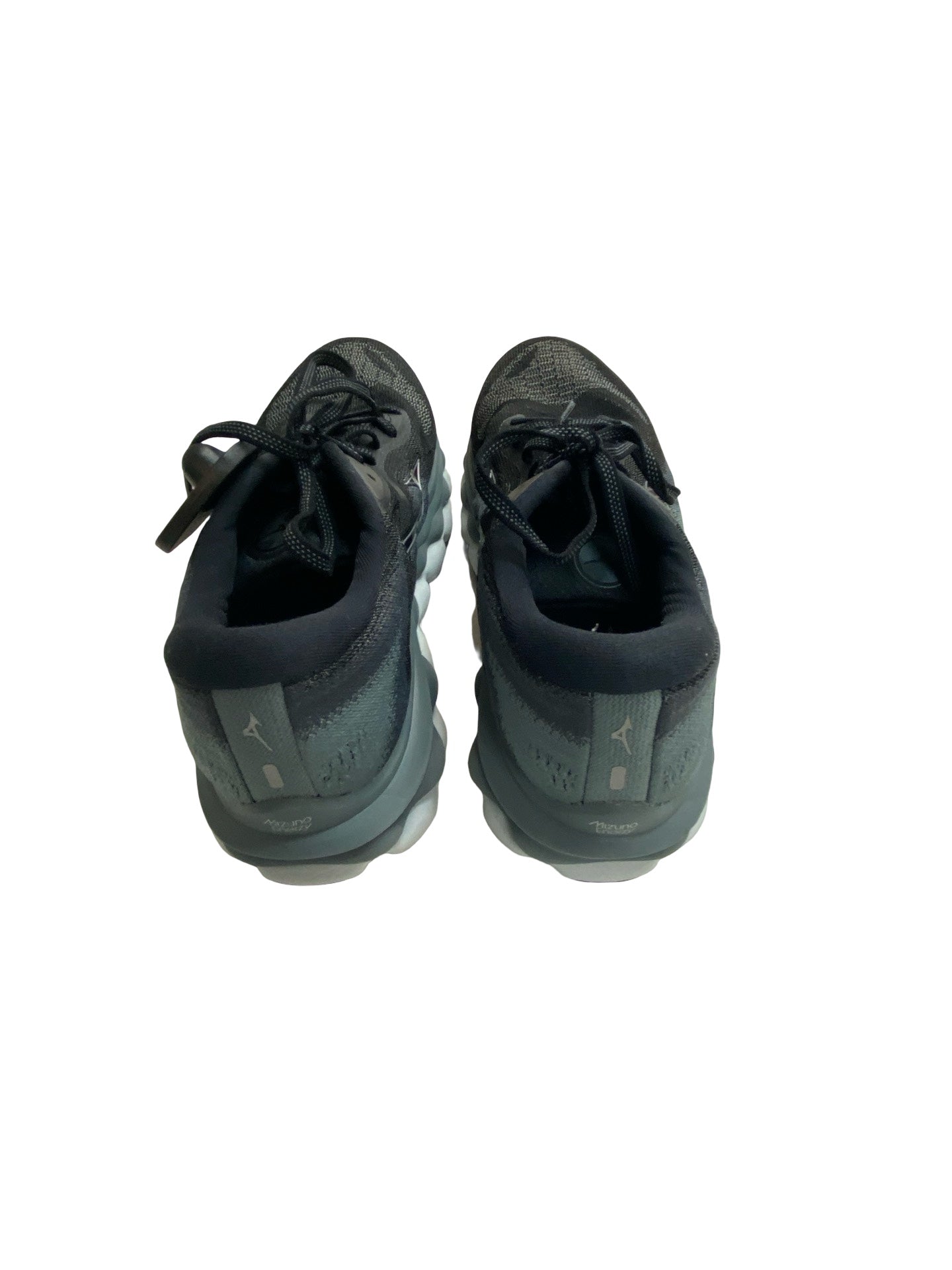 Shoes Athletic By Mizuno In Grey, Size:8.5