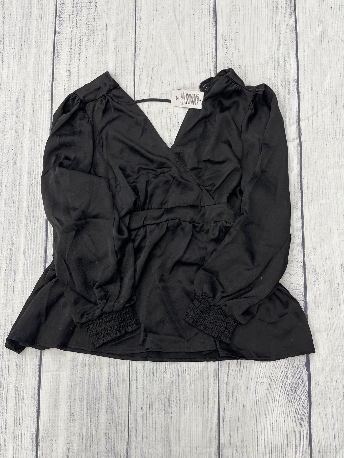 Top Long Sleeve By Torrid In Black, Size: 1x