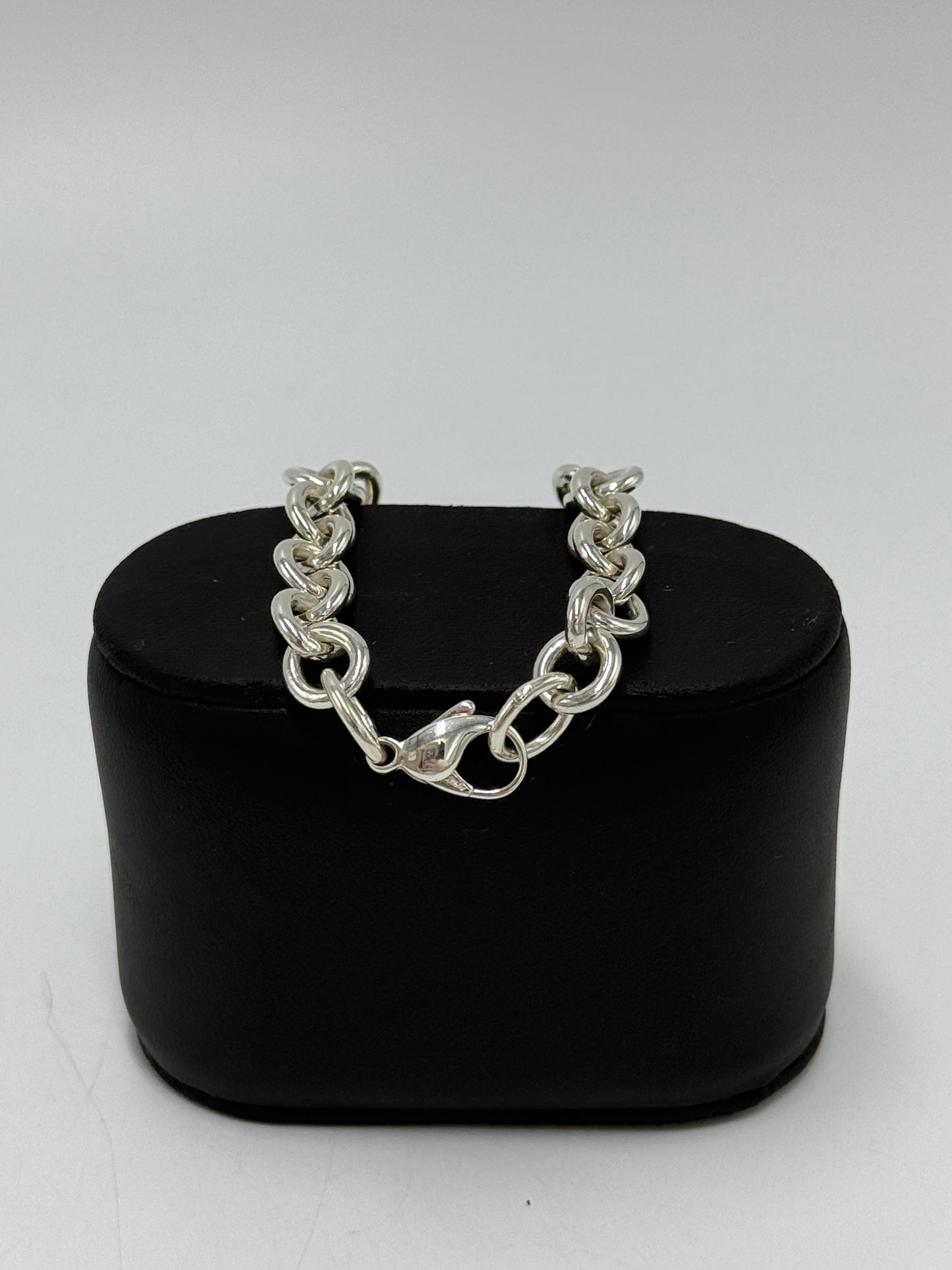 Tiffany & Company Return To Tiffany 925 Luxury Bracelet