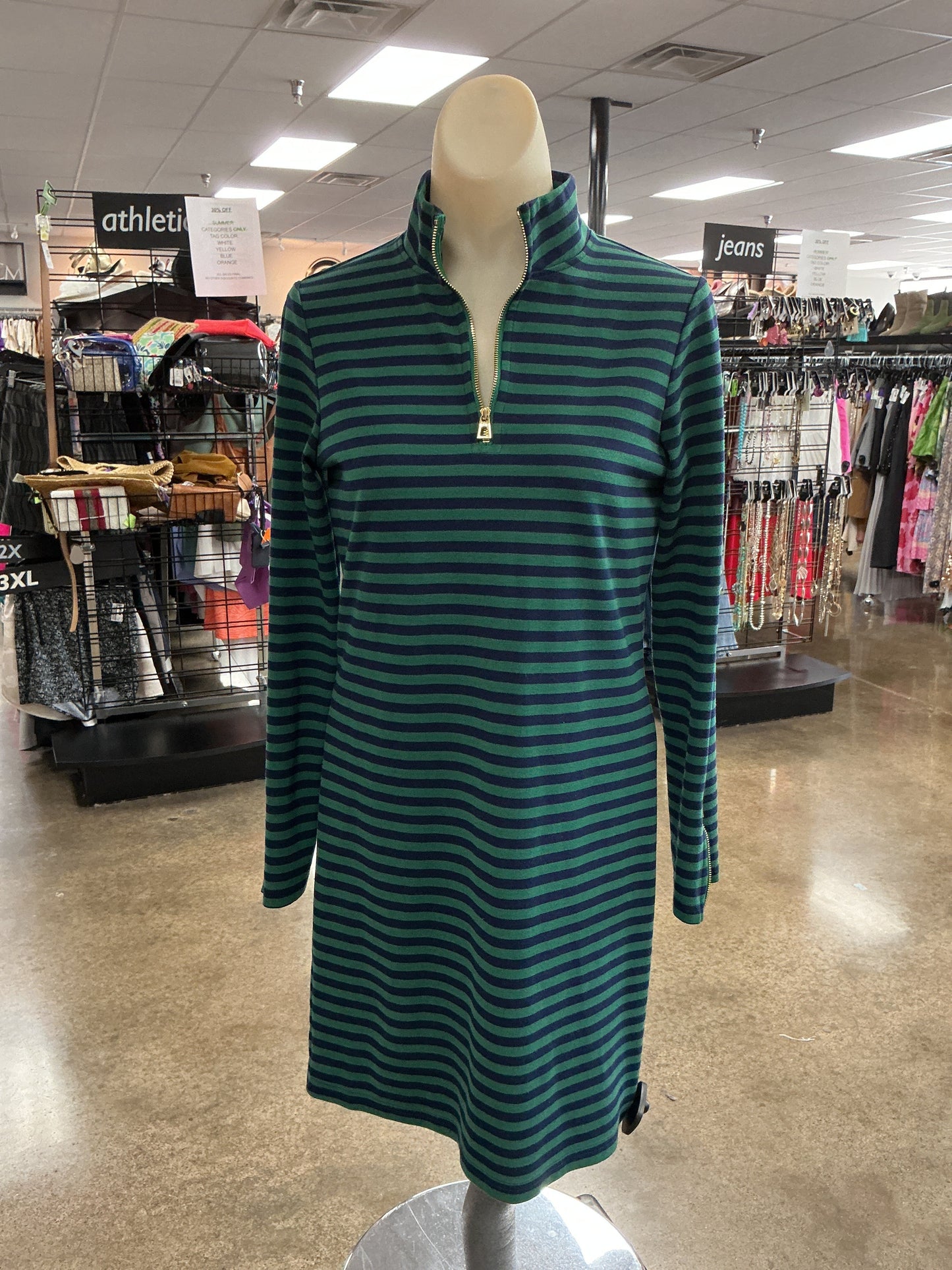 Dress Casual Short By Sail To Sable In Blue & Green, Size:Xs