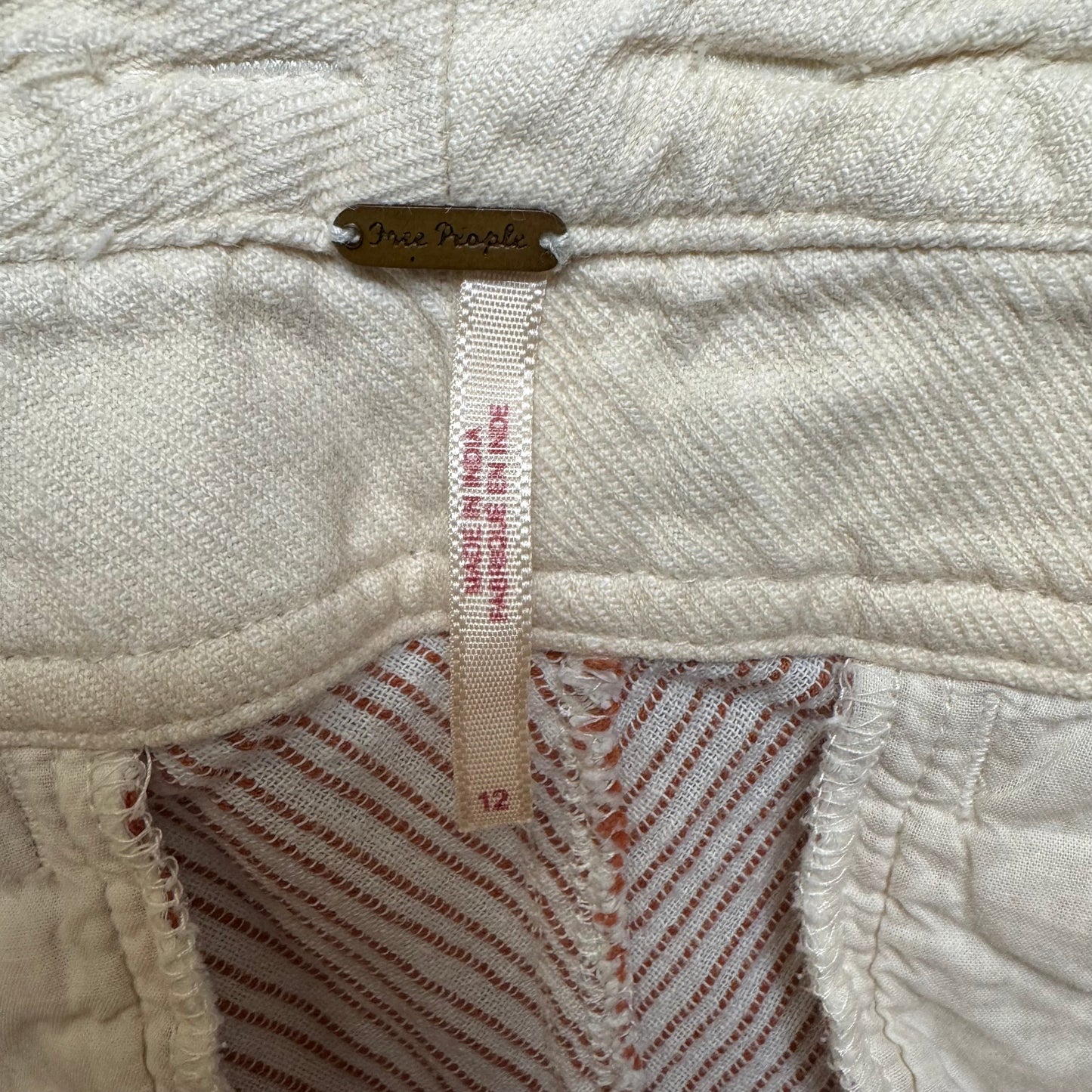 Rumors Yarn Dye Harem Pants Textured High Waist
Cropped Pants By Free People In Striped Pattern, Size: 12