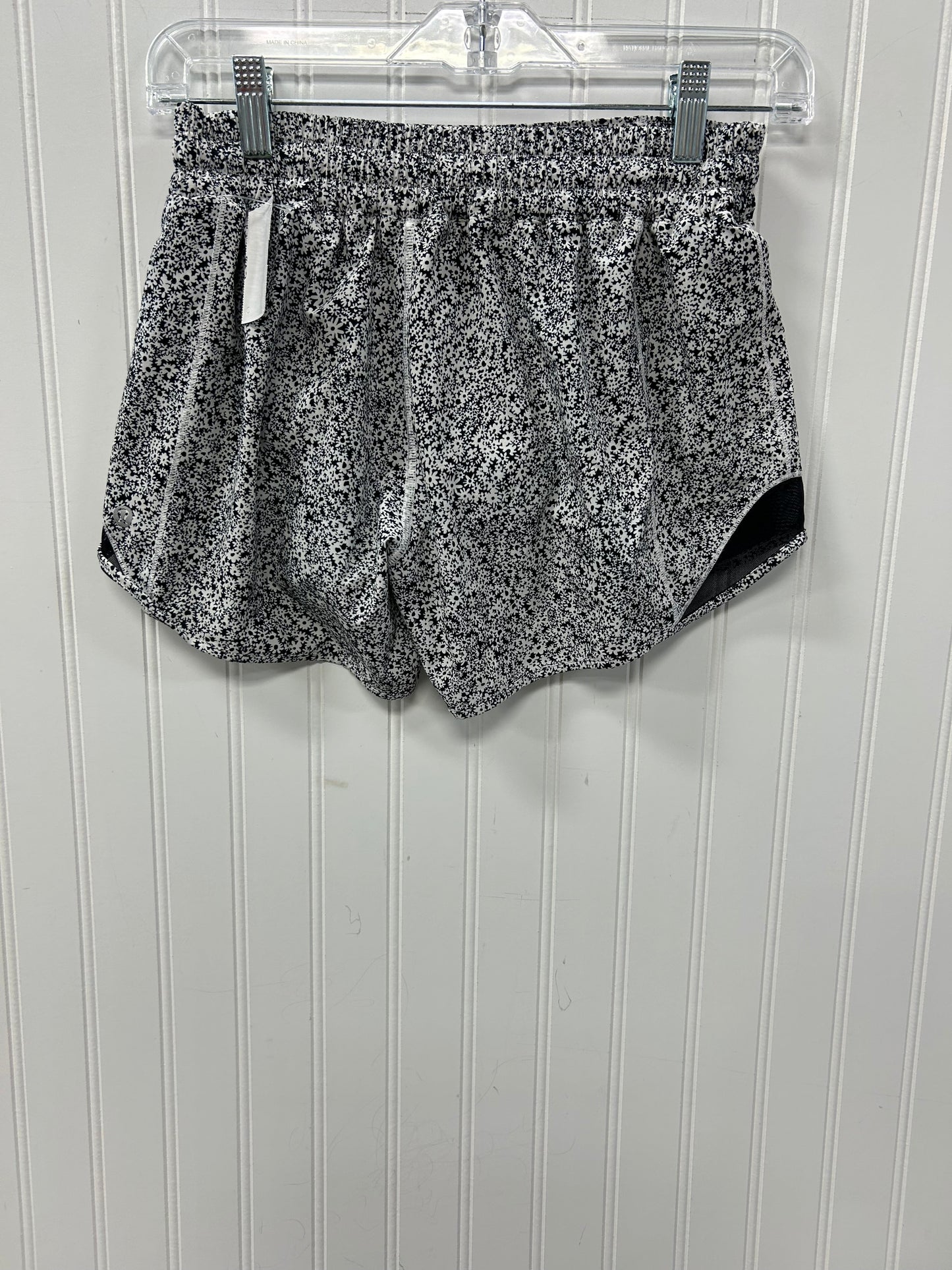 Athletic Shorts By Lululemon In Black & White, Size:6