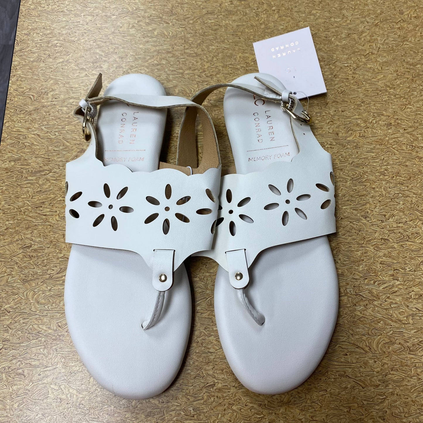 Sandals Flats By Lc Lauren Conrad In Ivory, Size:10
