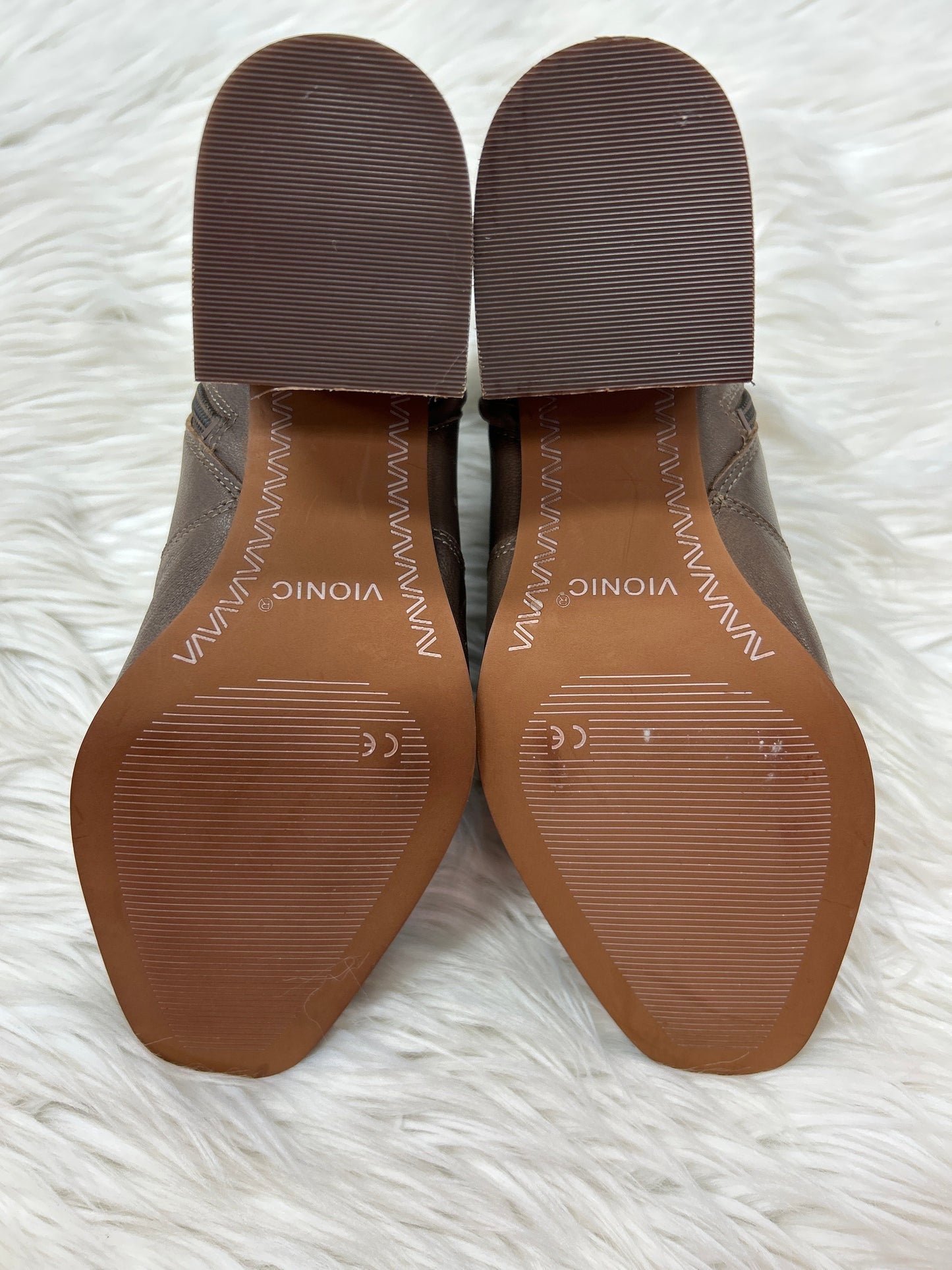 Boots Ankle Flats By Vionic In Brown, Size:7