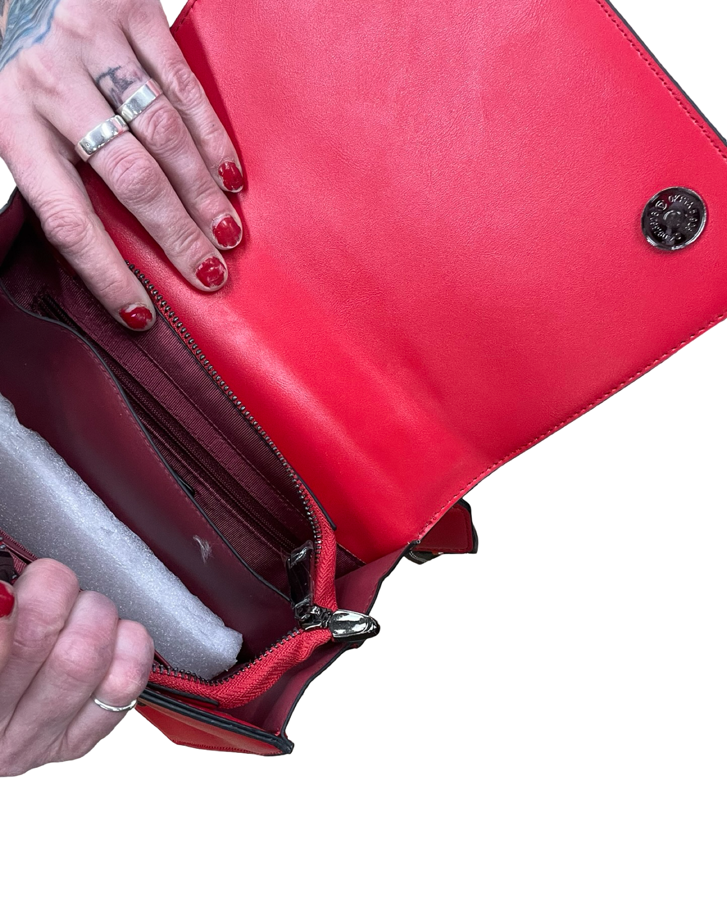 Crossbody By Clothes Mentor In Red, Size:Medium