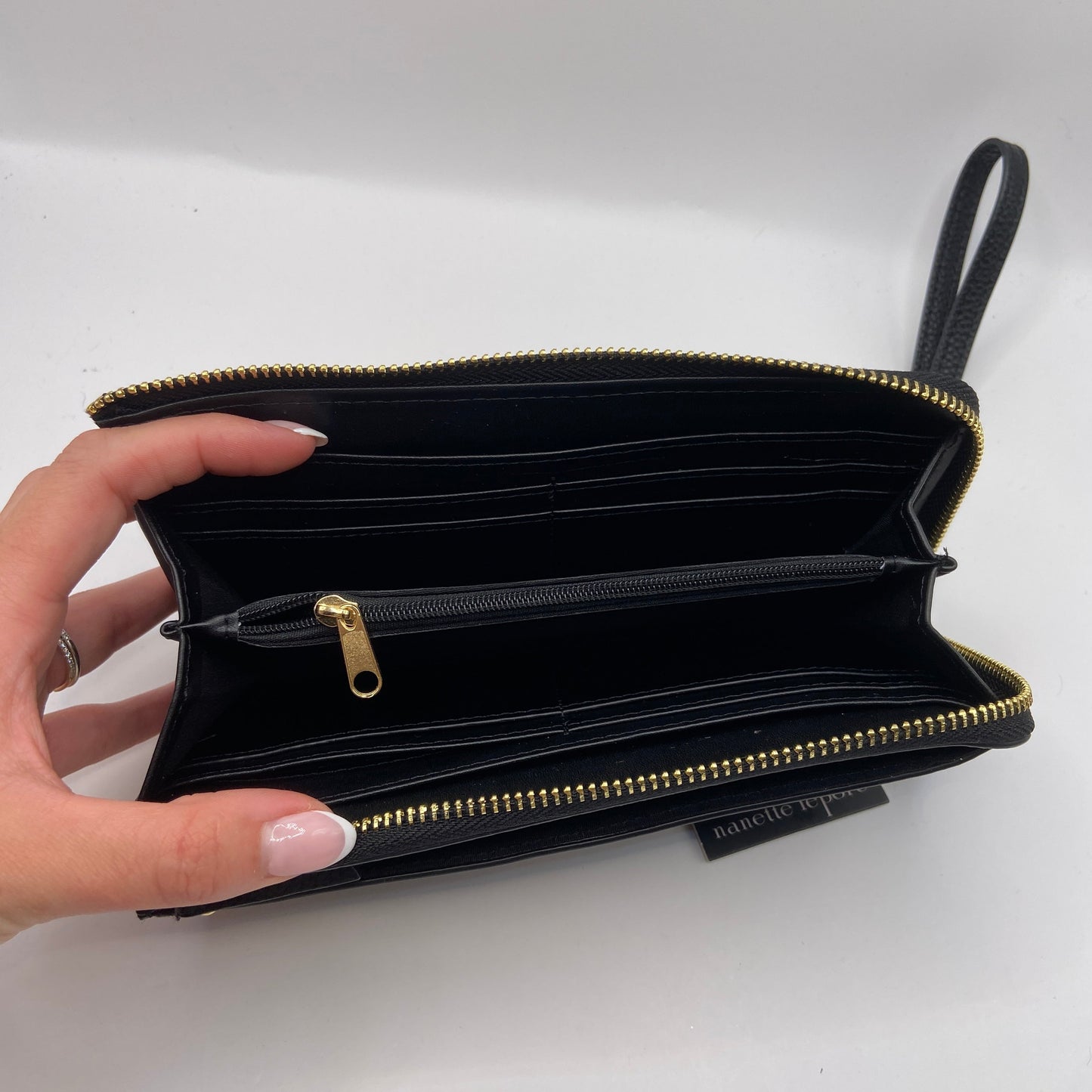 Wristlet By Nanette Lepore, Size: Large