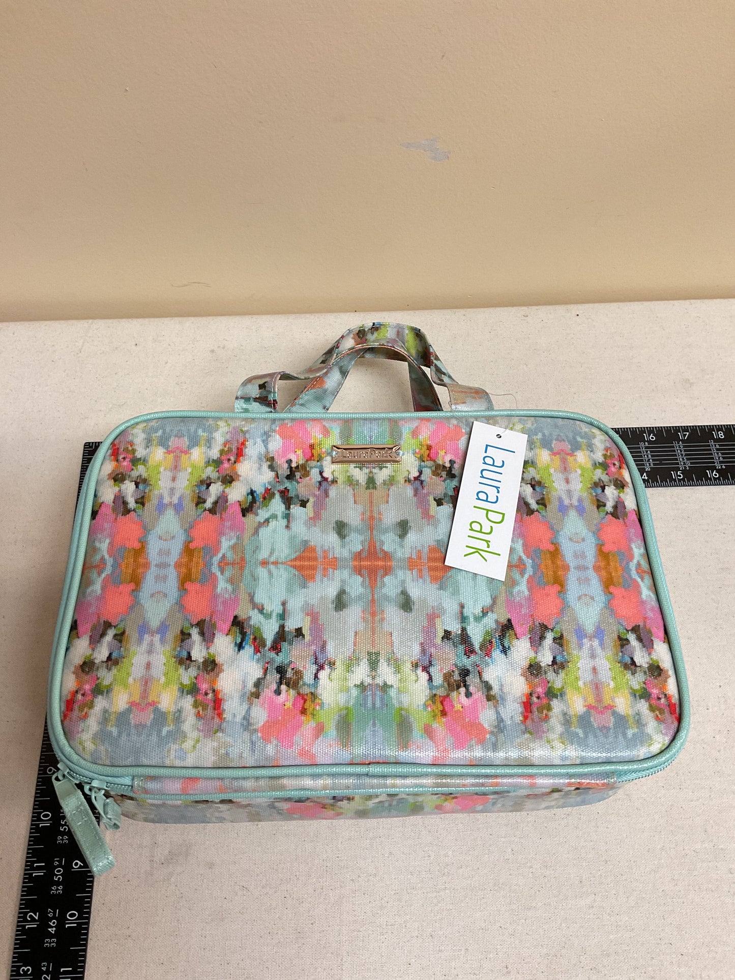 Makeup Bag By Cma In Multi, Size:Large