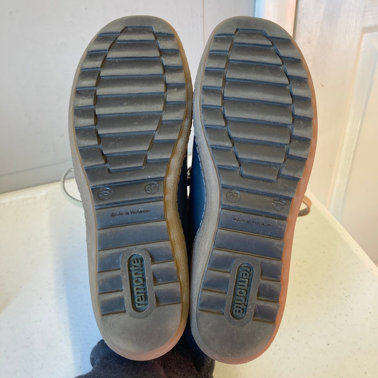 Shoes Sneakers By Remonte In Navy, Size:6