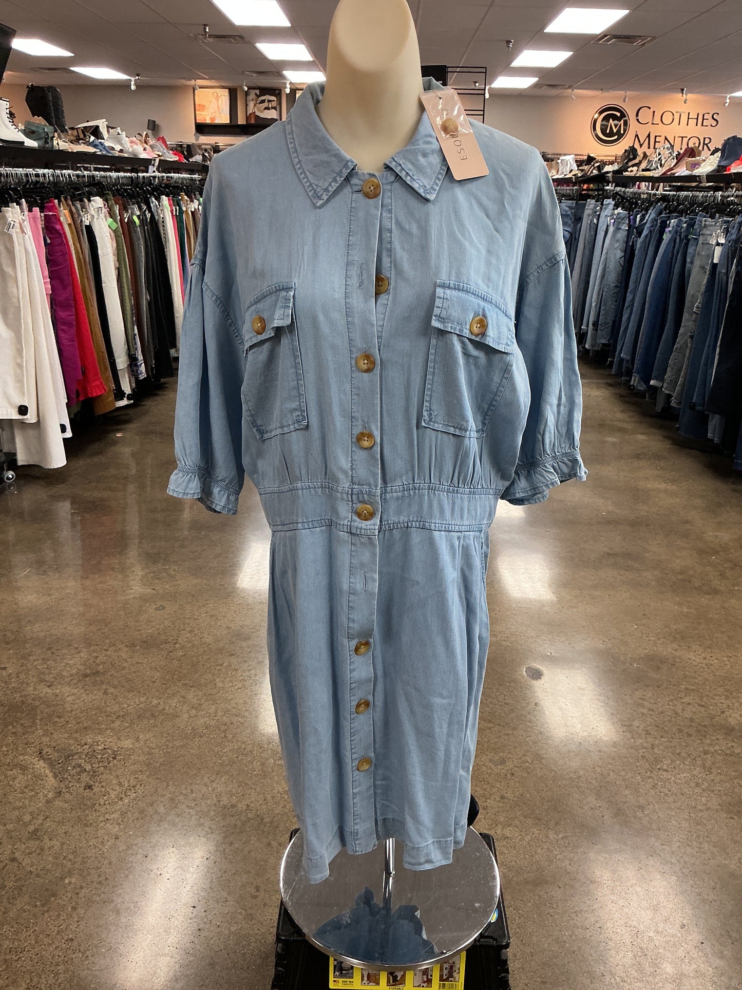 Dress Casual Short By Clothes Mentor In Blue Denim, Size:8